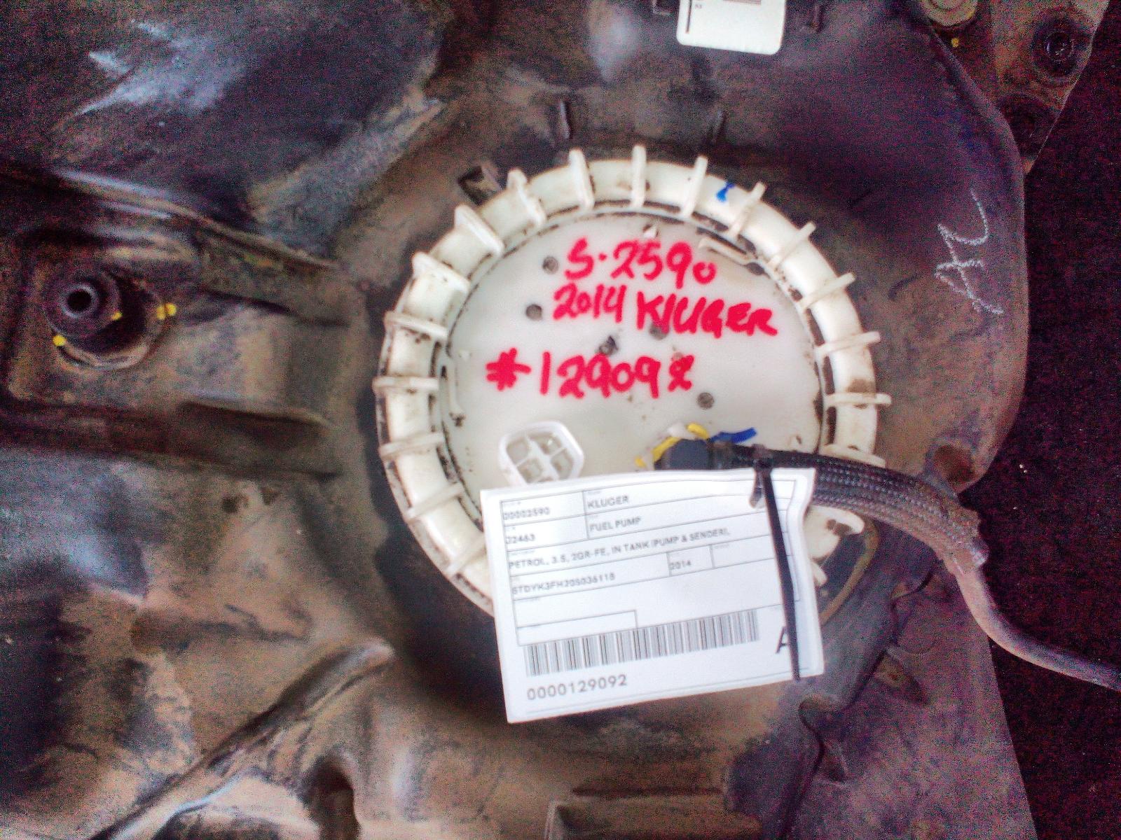 View Auto part Fuel Pump Toyota Kluger 2014