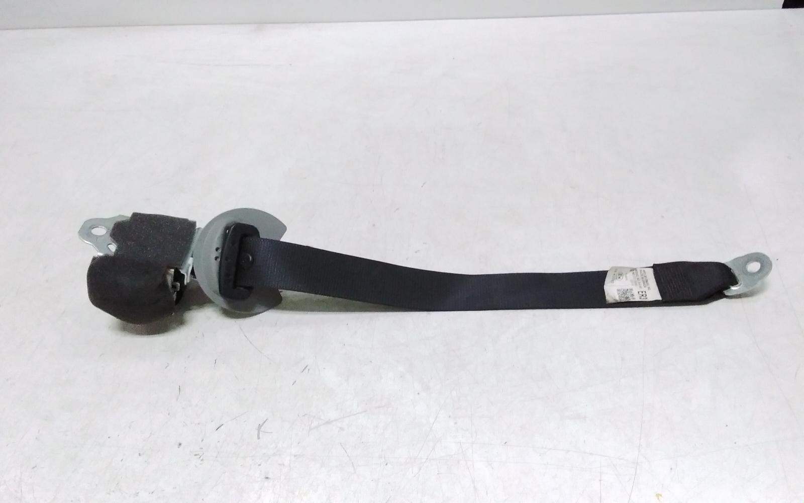View Auto part Seatbelt/Stalk Toyota Kluger 2014