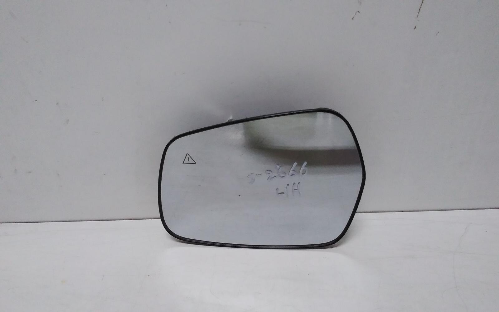 View Auto part Left Door Mirror Kia Carnival/grand Carnival 2022