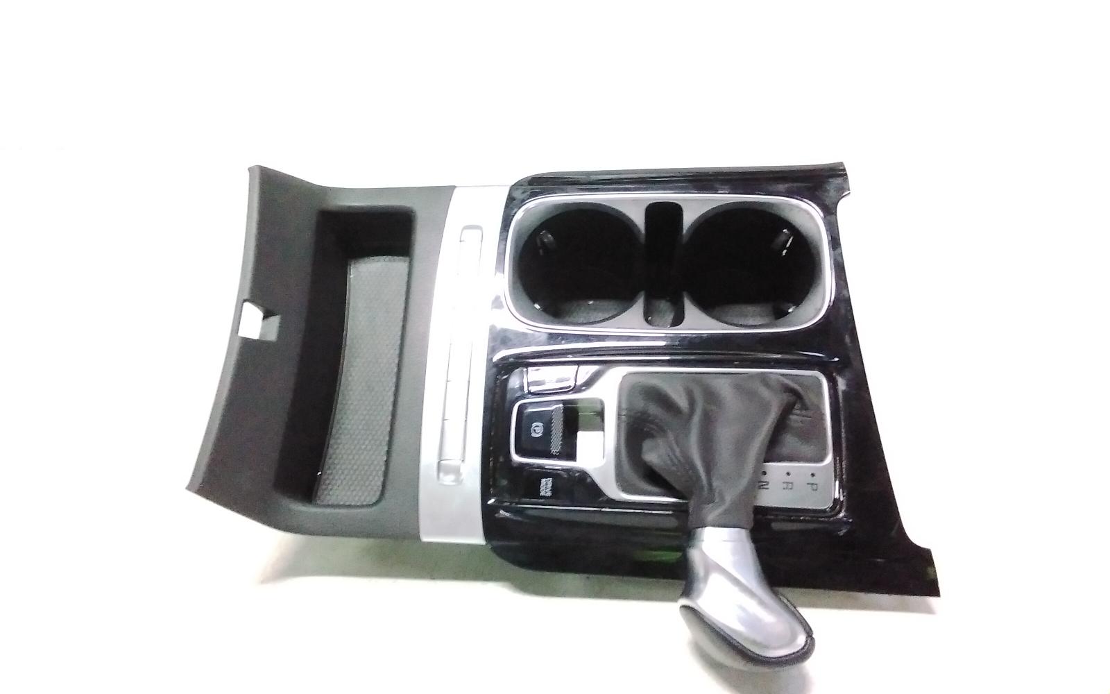 2022 Kia Carnival/grand Carnival Gear Stick/Shifter View Auto part Gear Stick/Shifter Kia Carnival/grand Carnival 2022