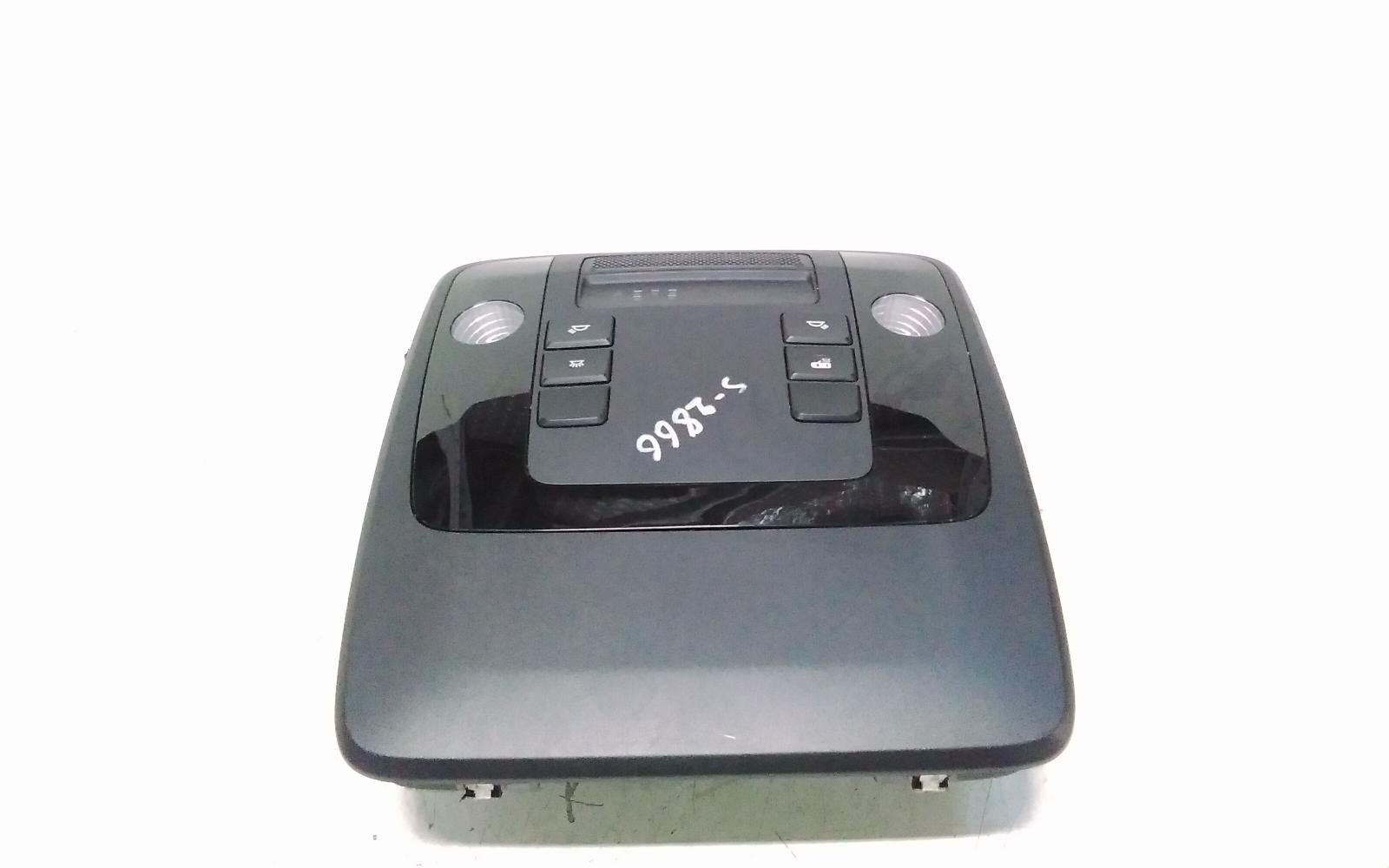 2022 Kia Carnival/grand Carnival Courtesy Light View Auto part Courtesy Light Kia Carnival/grand Carnival 2022