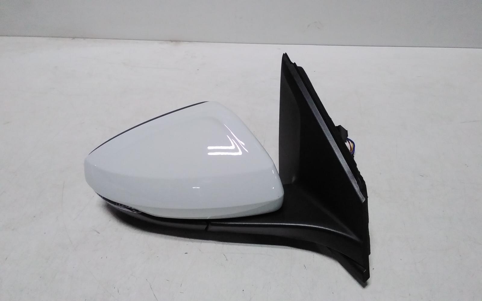 View Auto part Right Door Mirror Volkswagen Polo 2024