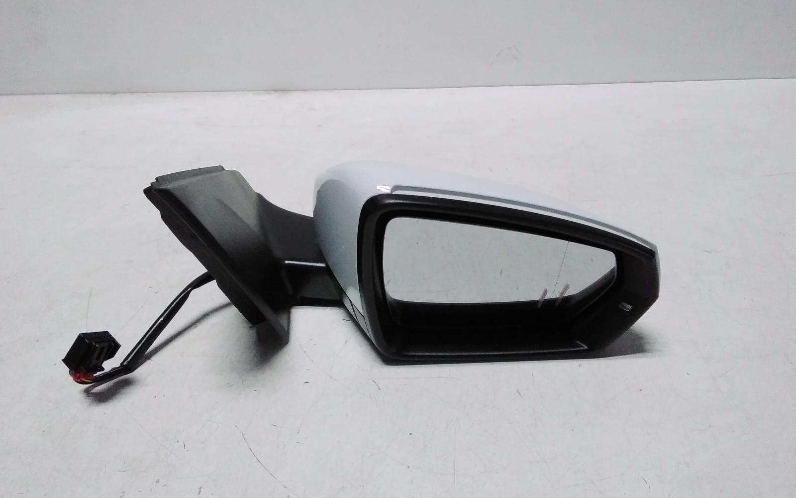 View Auto part Right Door Mirror Volkswagen Polo 2024