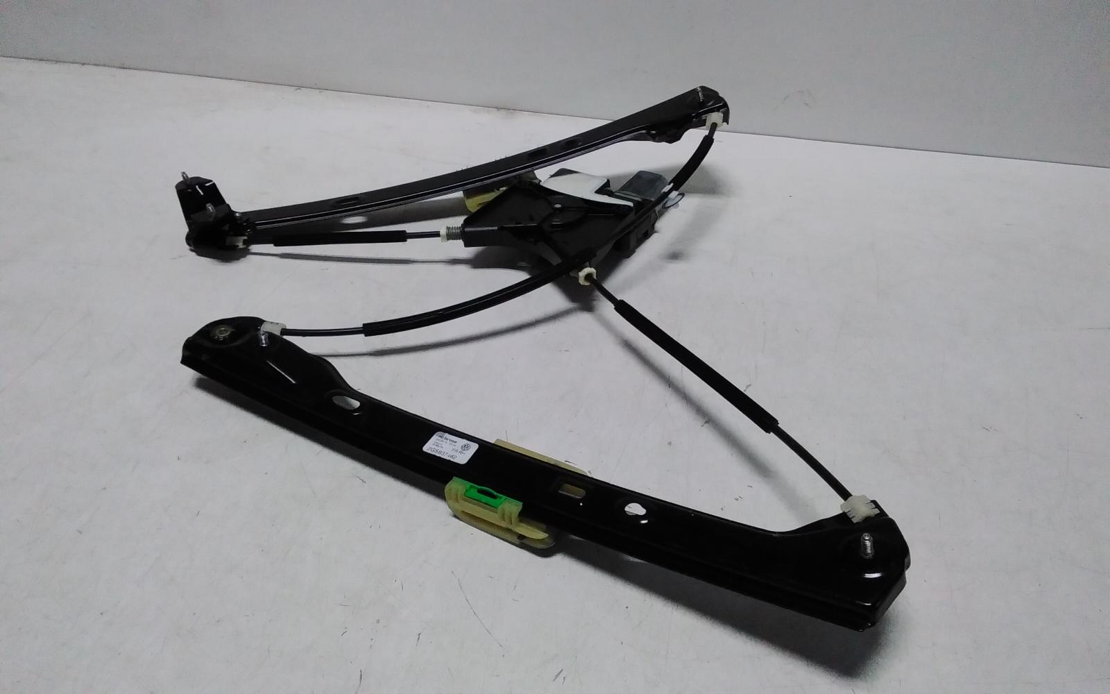 View Auto part Right Front Window Reg/Motor Volkswagen Polo 2024