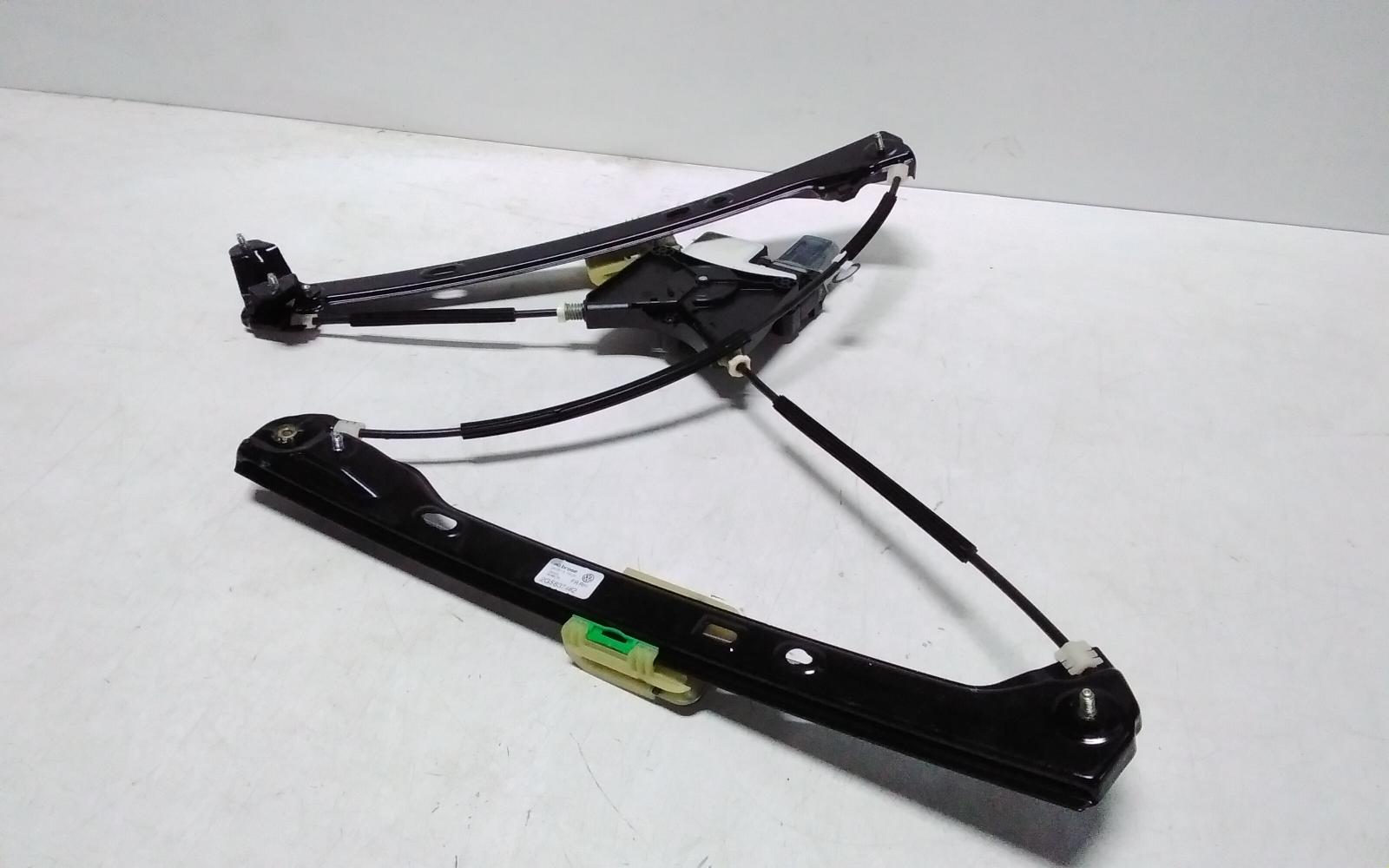 View Auto part Right Front Window Reg/Motor Volkswagen Polo 2024