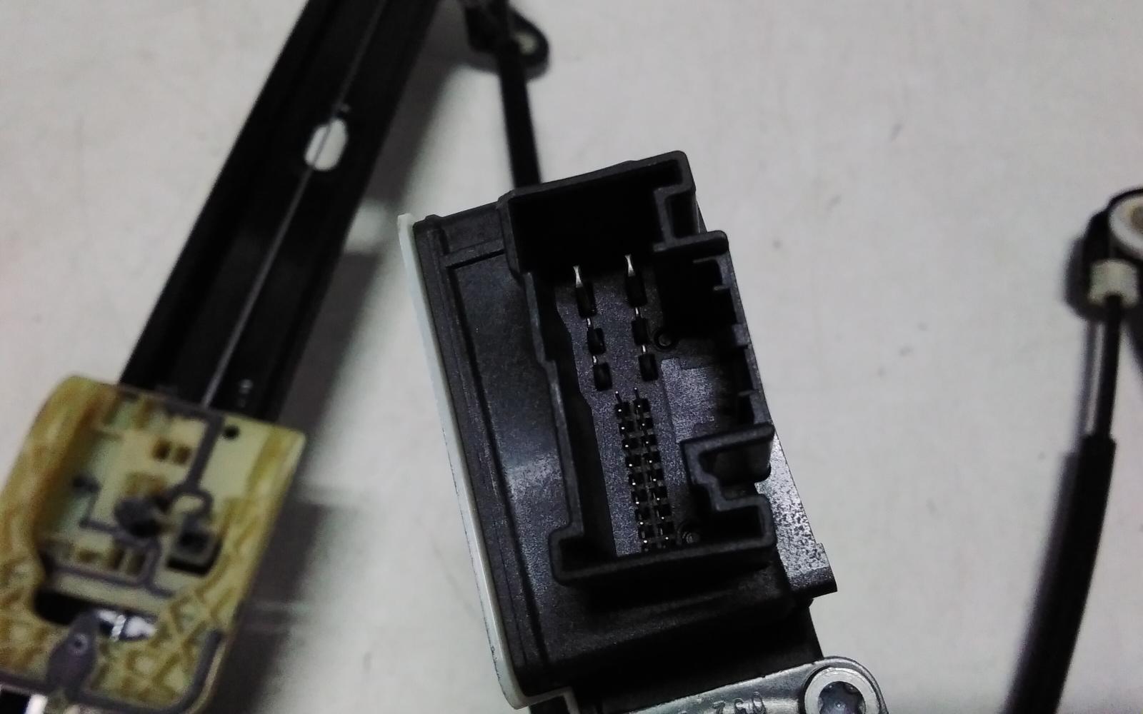 View Auto part Right Front Window Reg/Motor Volkswagen Polo 2024