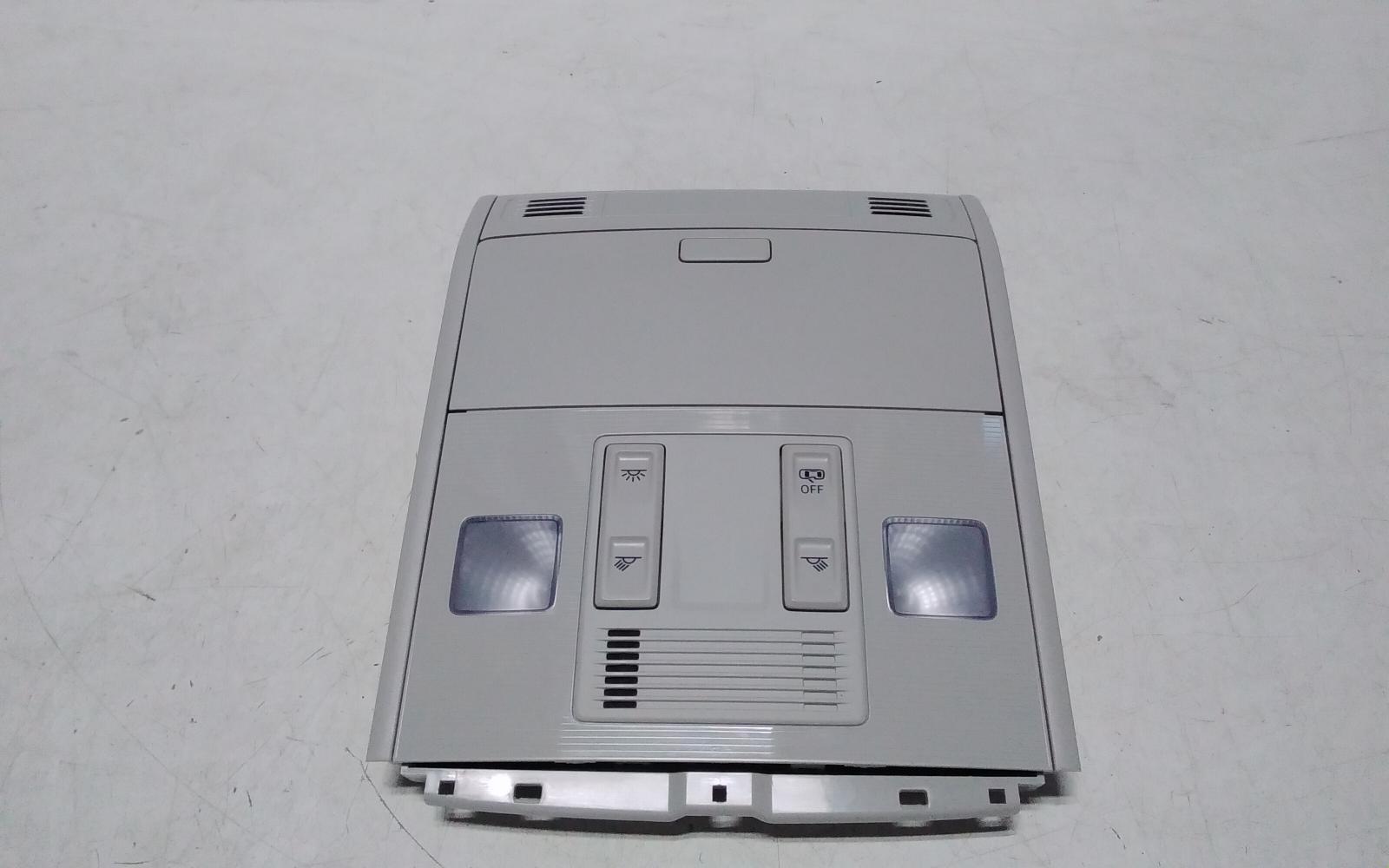 View Auto part Courtesy Light Volkswagen Polo 2024