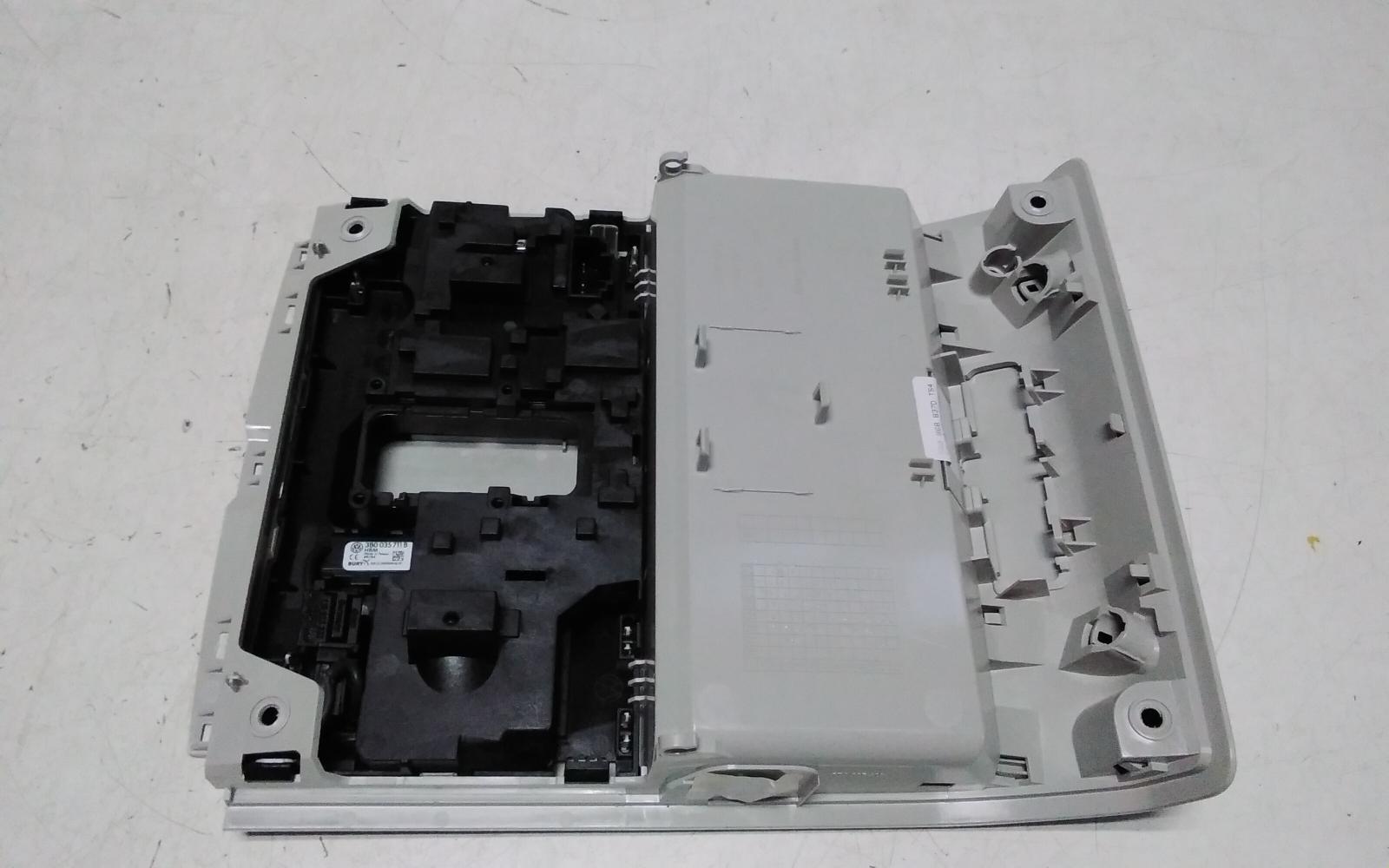 View Auto part Courtesy Light Volkswagen Polo 2024