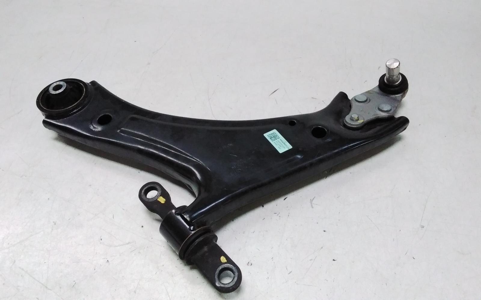 2024 Kia Sorento Left Front Lower Control Arm View Auto part Left Front Lower Control Arm Kia Sorento 2024
