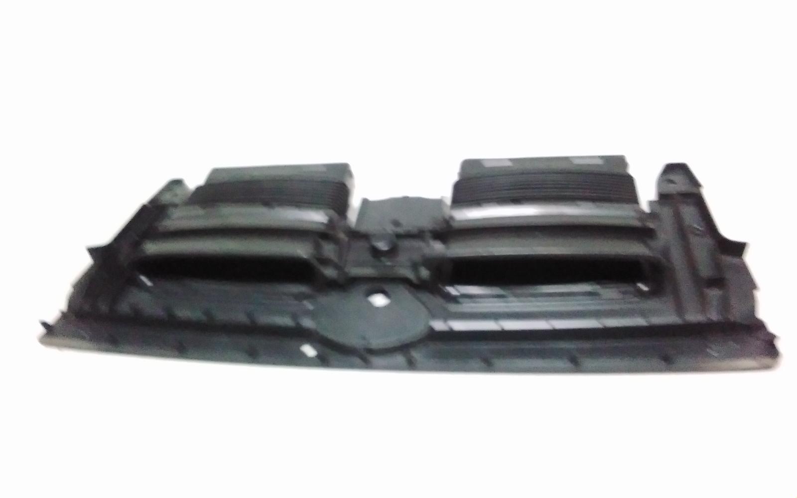 View Auto part Air Cleaner Duct/Hos Audi Q7 2023