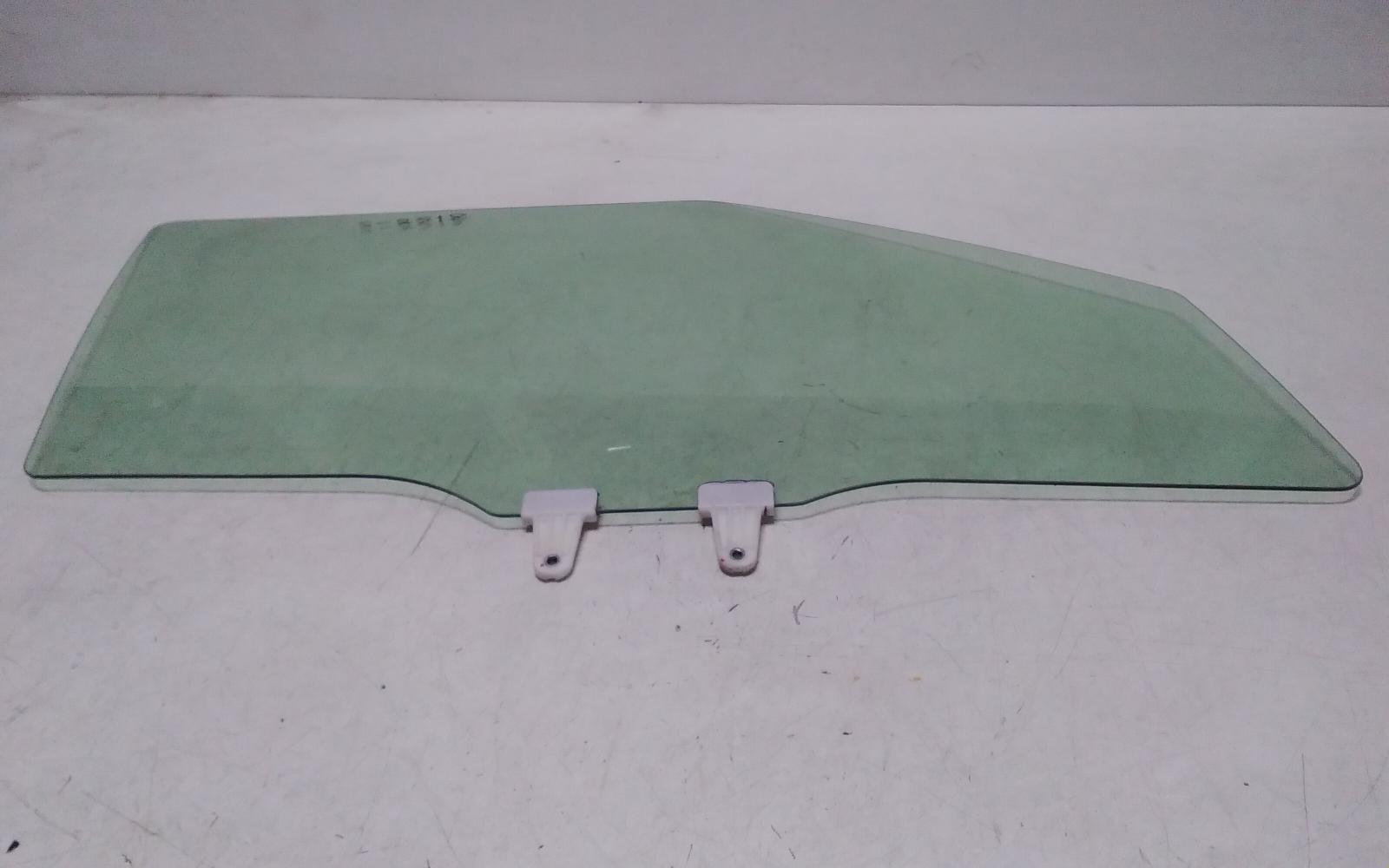 2014 Suzuki Swift Right Front Door Window View Auto part Right Front Door Window Suzuki Swift 2014