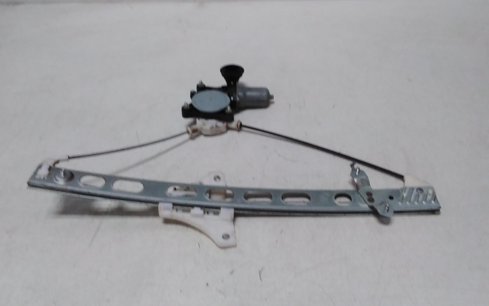 2014 Suzuki Swift Right Front Window Reg/Motor View Auto part Right Front Window Reg/Motor Suzuki Swift 2014