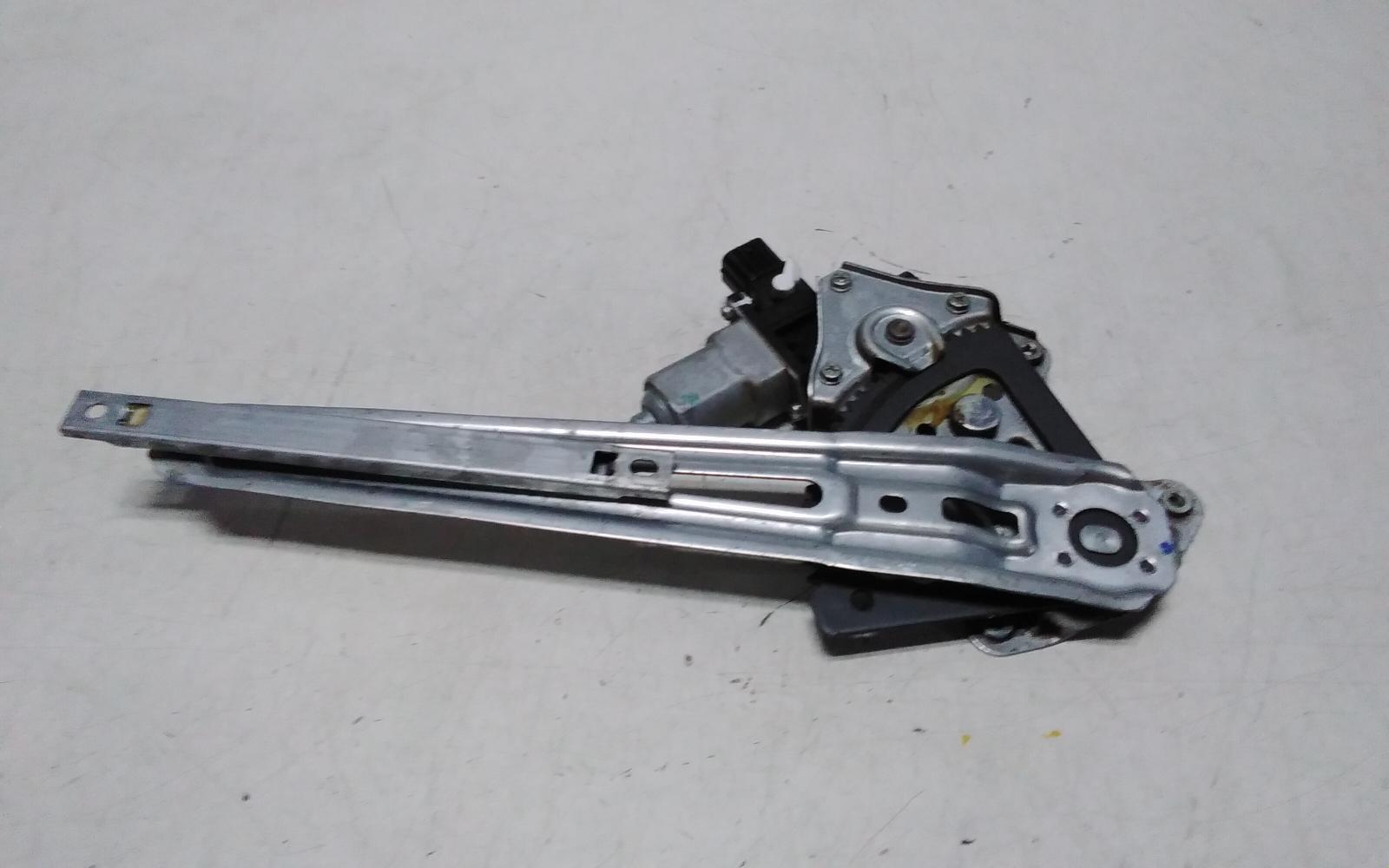 View Auto part Left Rear Wnd Reg/Motor Holden Colorado 2017