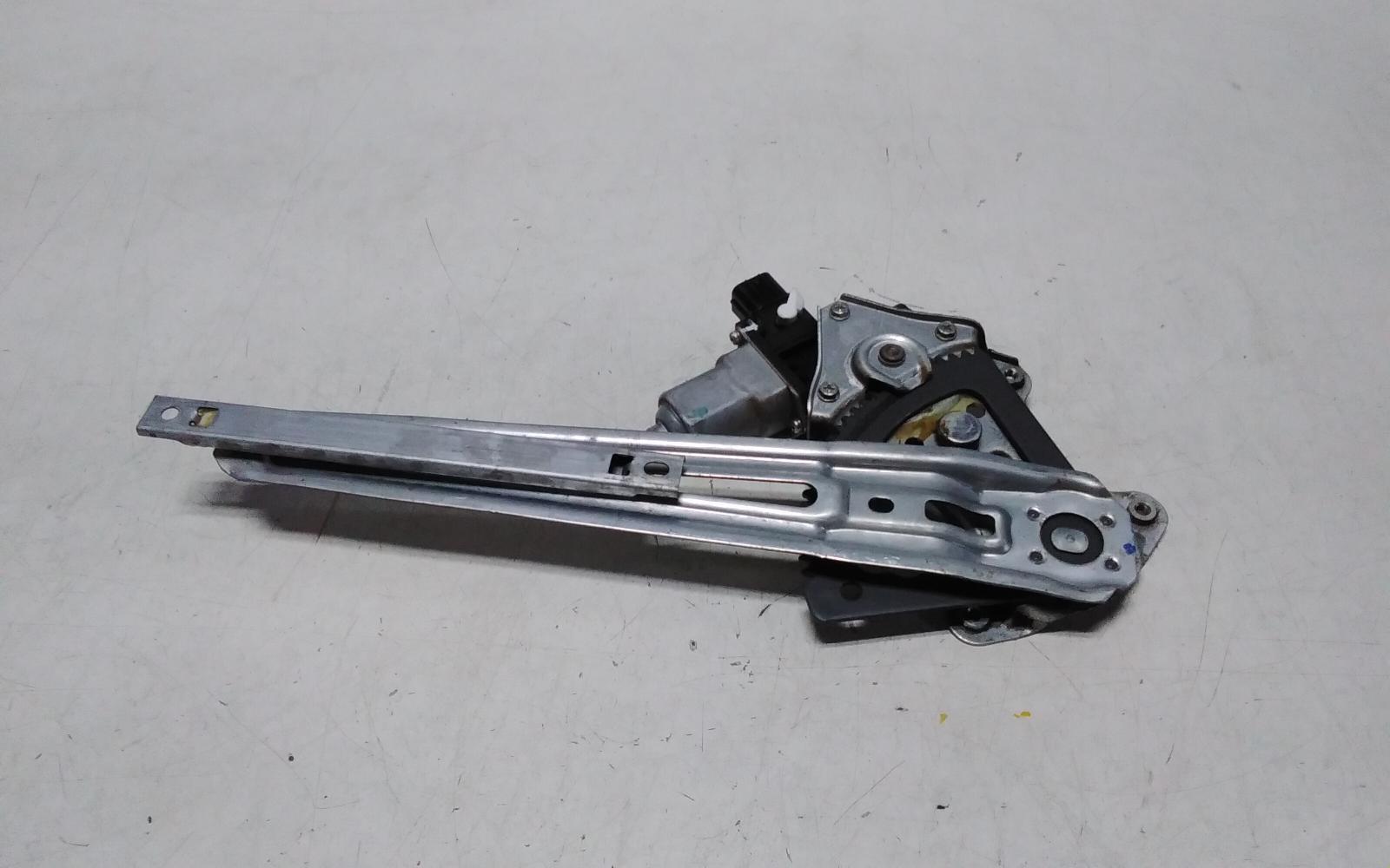 View Auto part Left Rear Wnd Reg/Motor Holden Colorado 2017