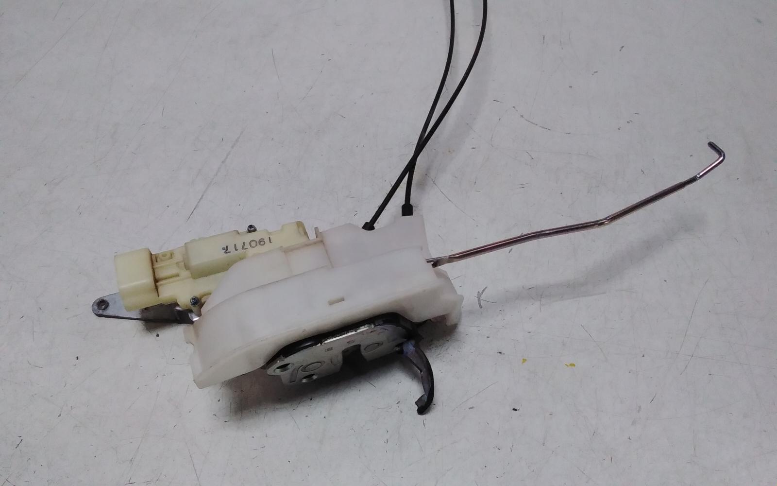View Auto part Door/Boot/Gate Lock Holden Colorado 2017