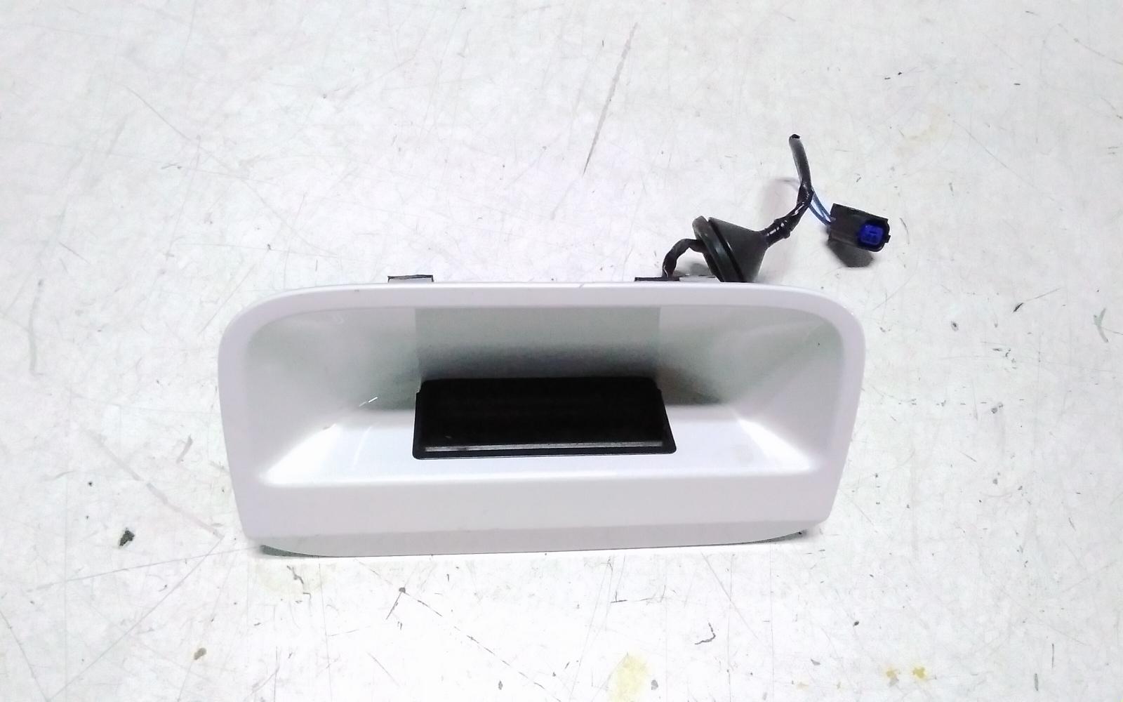 View Auto part Tailgate Handle Hyundai Staria 2022