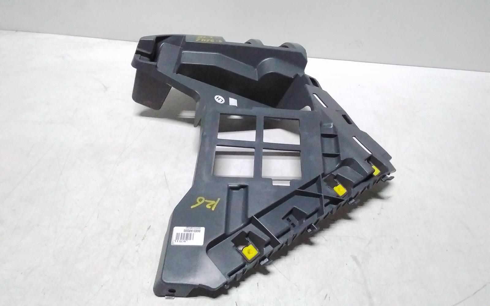 View Auto part Misc Bracket Genesis Gv70 2024