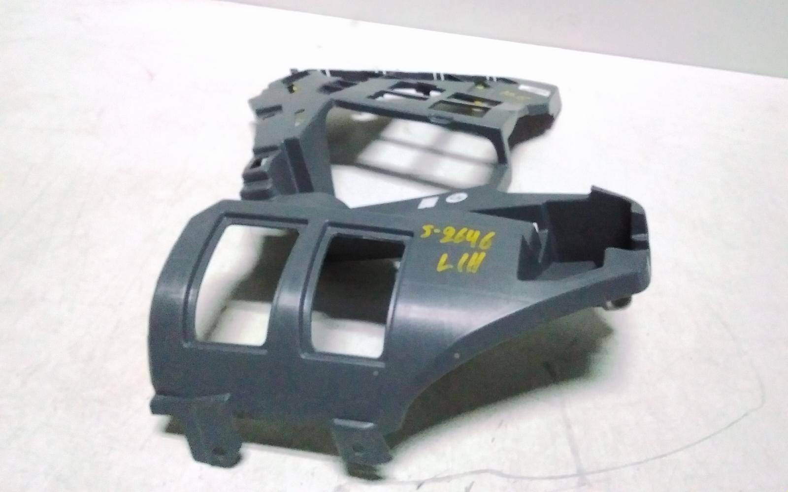 View Auto part Misc Bracket Genesis Gv70 2024