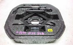 View Auto part Jack/Tool Kit Genesis Gv70 2024