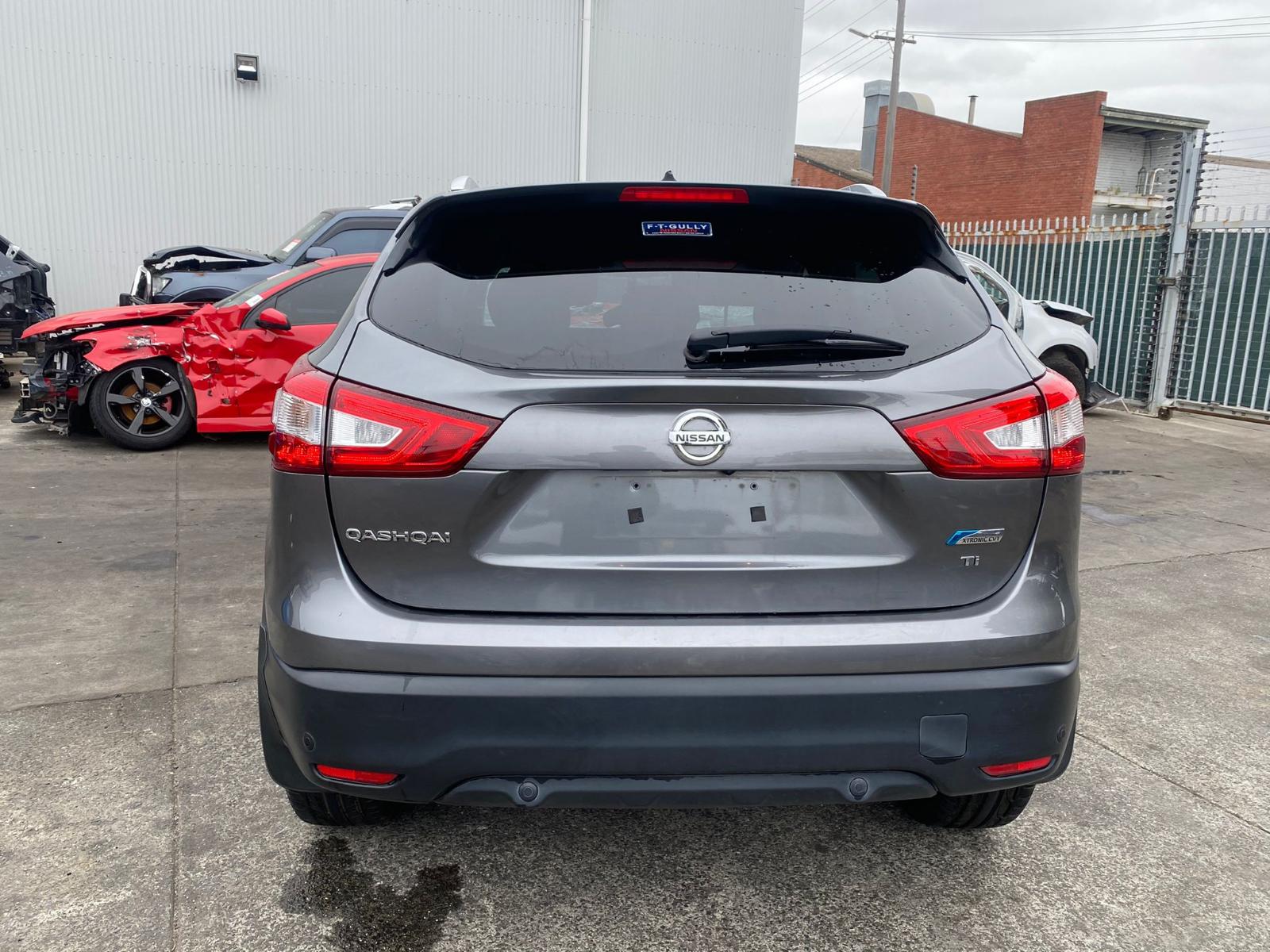 View Auto part Rear Bumper Nissan Qashqai 2015