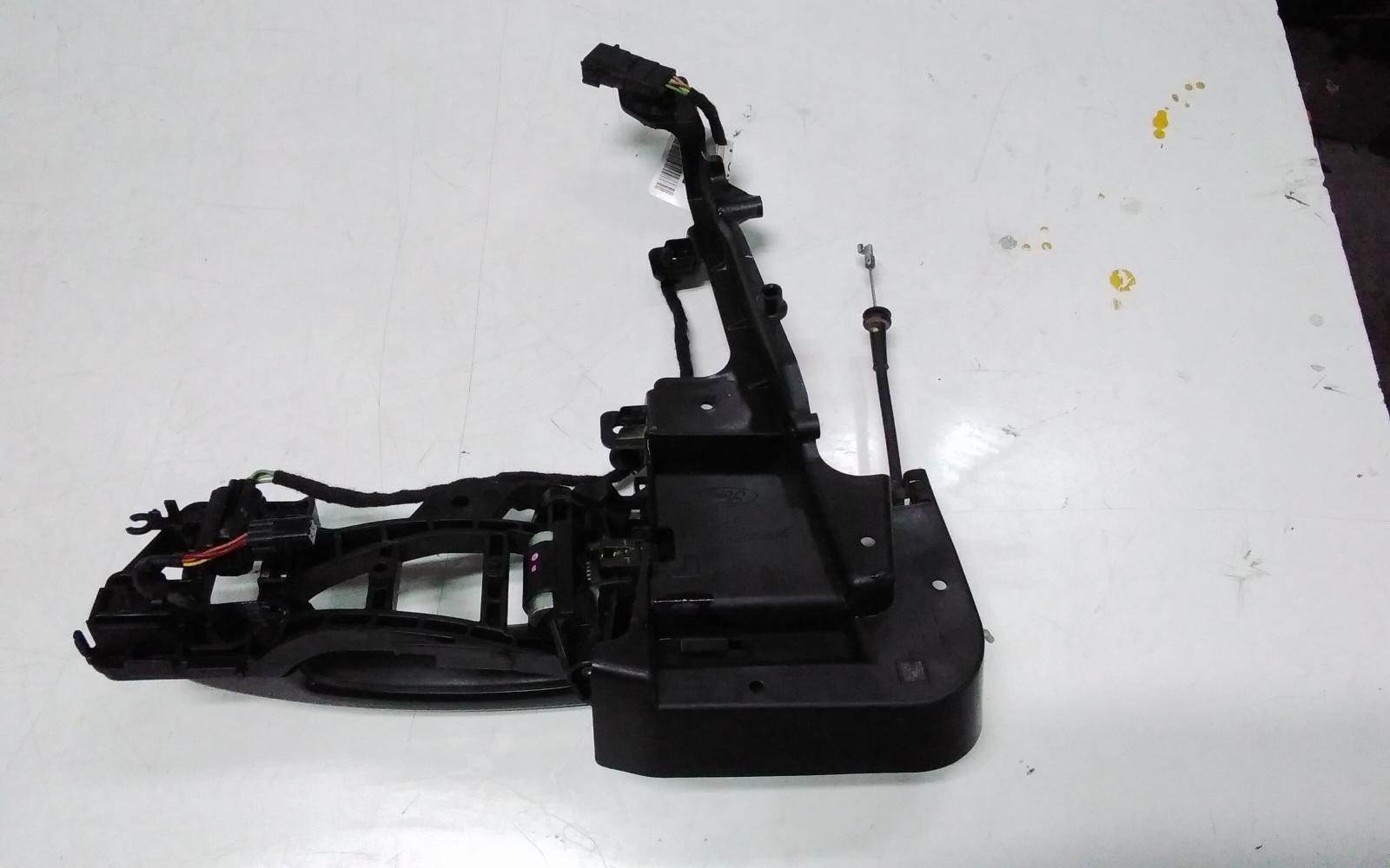 View Auto part Door Handle Ford Ranger 2019