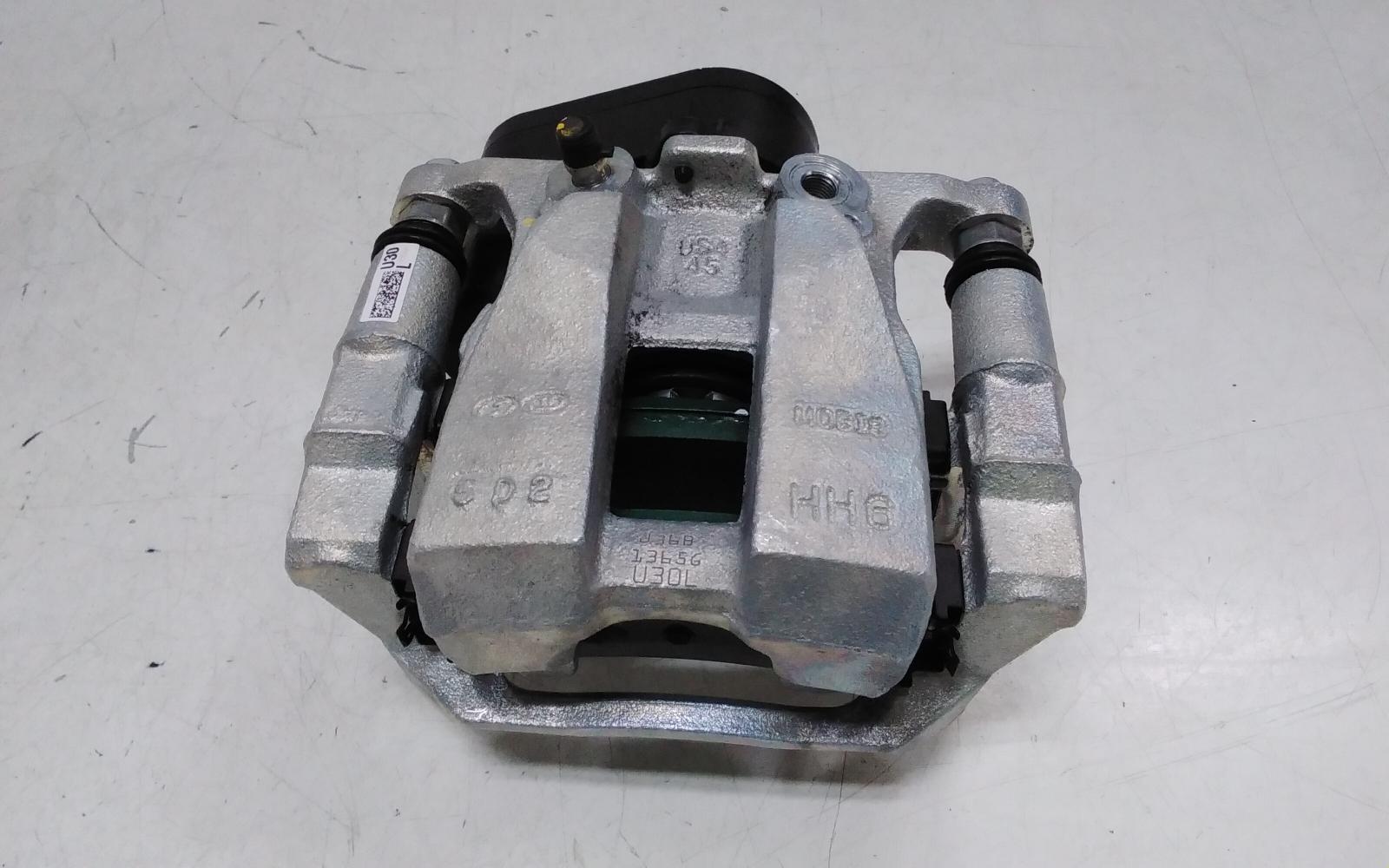 View Auto part Caliper Hyundai Staria 2023