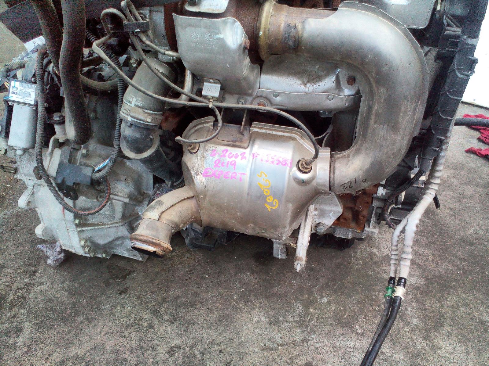 View Auto part Catalytic Converter Peugeot Expert 2019