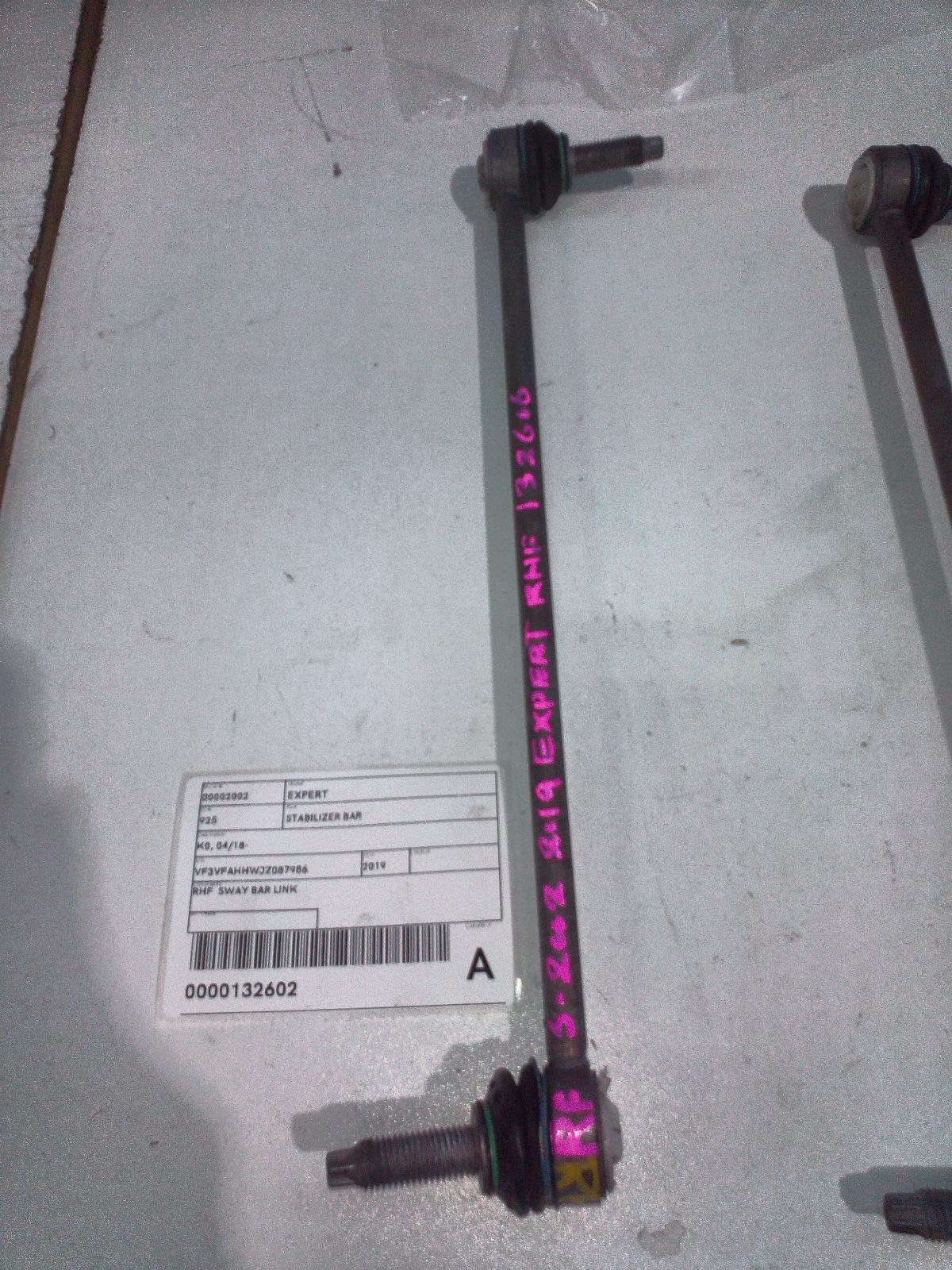 View Auto part Stabiliser Bar Peugeot Expert 2019