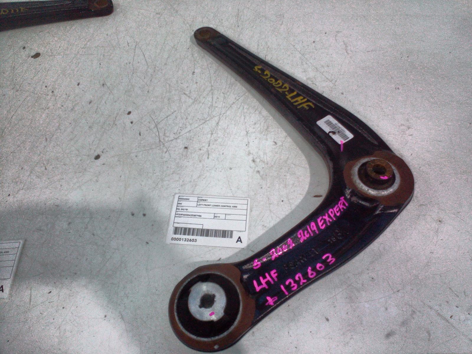 View Auto part Left Front Lower Control Arm Peugeot Expert 2019