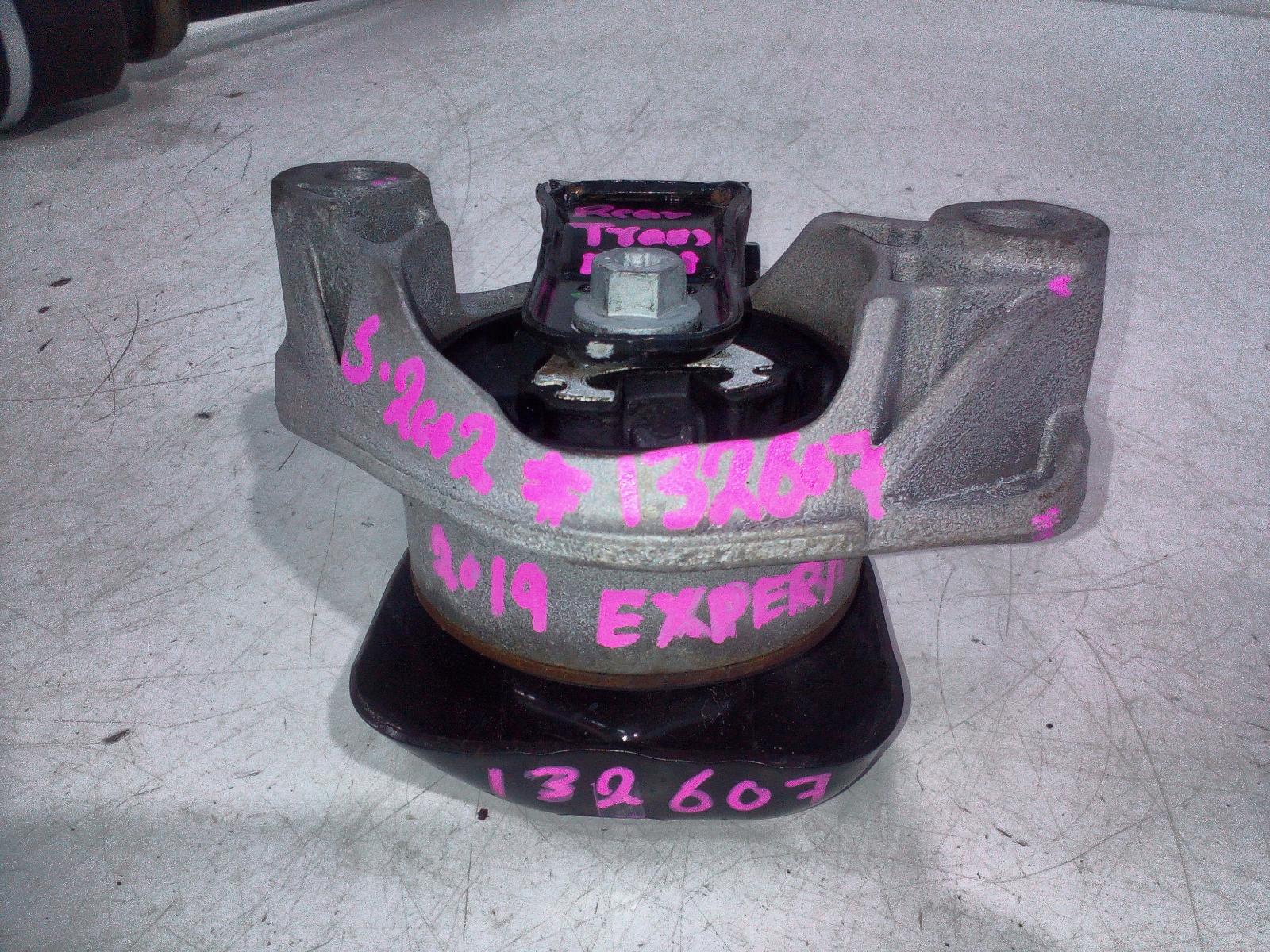View Auto part Mount Peugeot Expert 2019