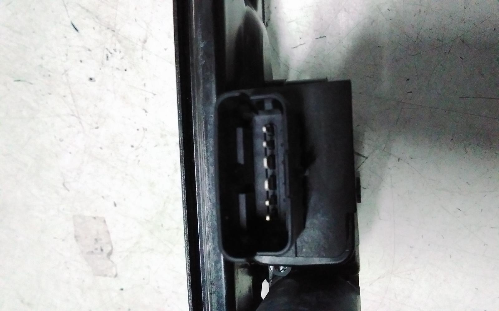 View Auto part Right Front Window Reg/Motor Peugeot Expert 2019