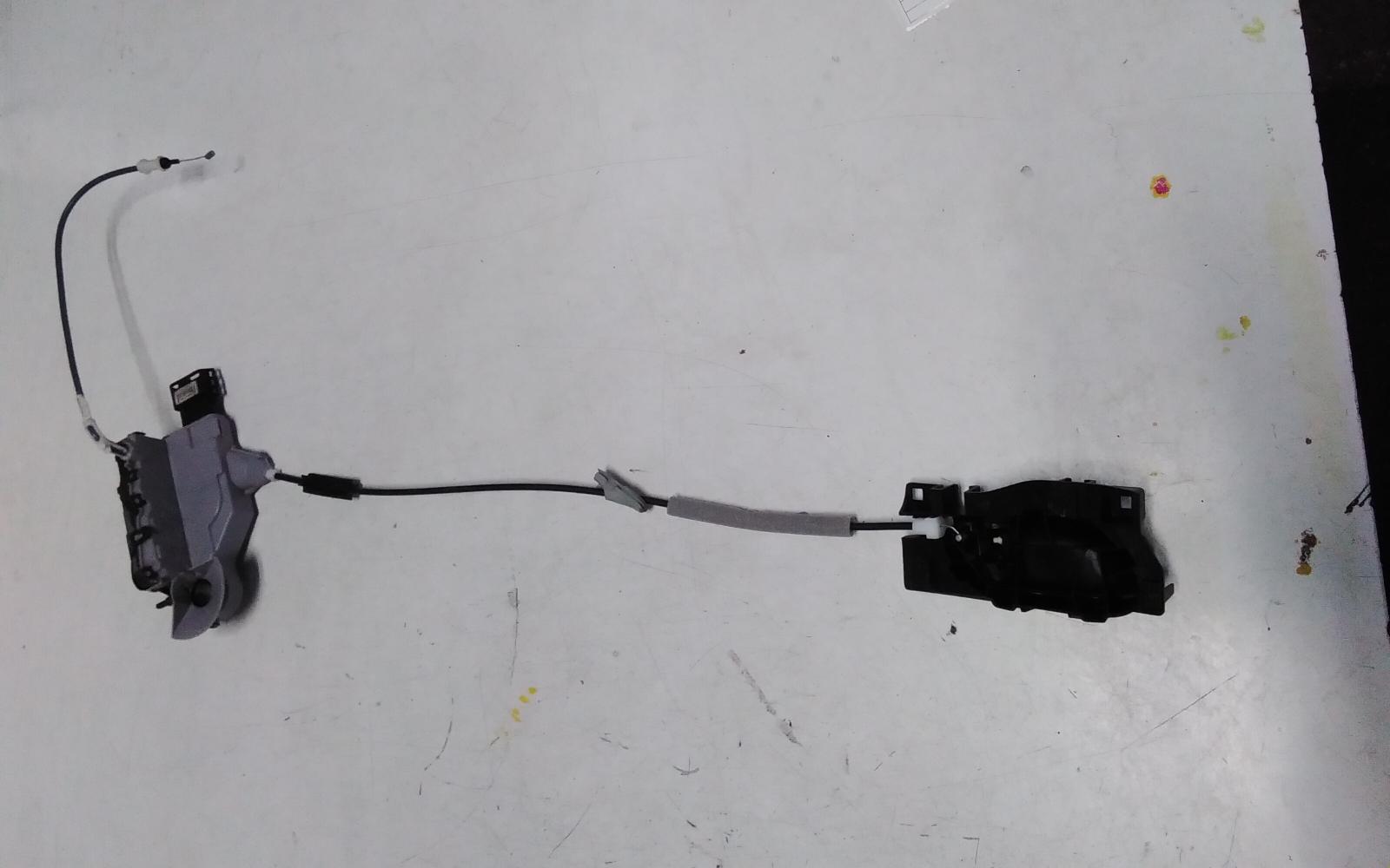 View Auto part Door/Boot/Gate Lock Peugeot Expert 2019