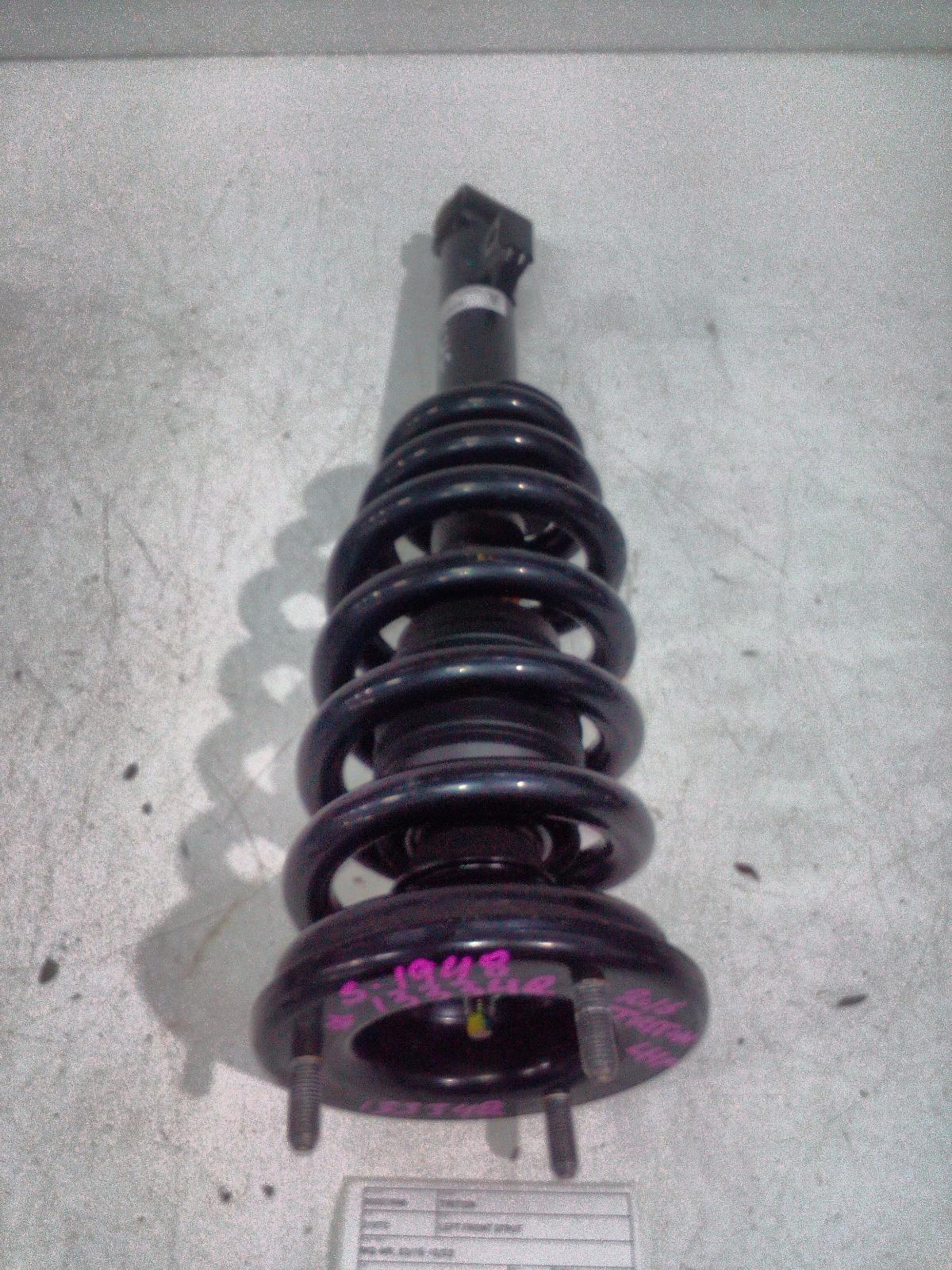 View Auto part Left Front Strut Mitsubishi Triton 2016