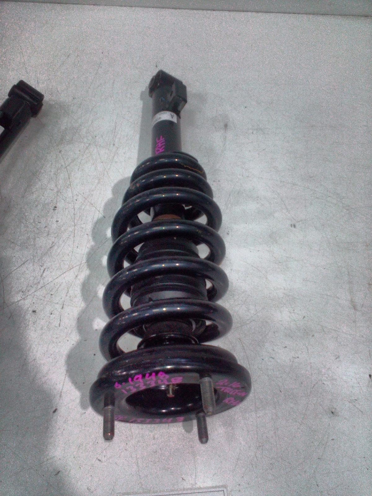 View Auto part Right Front Strut Mitsubishi Triton 2016