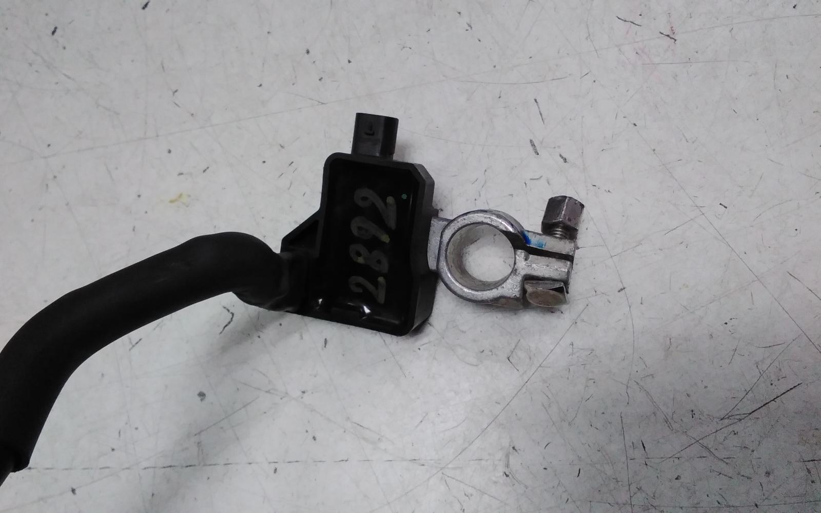 View Auto part Battery Terminal Volkswagen Caddy 2014