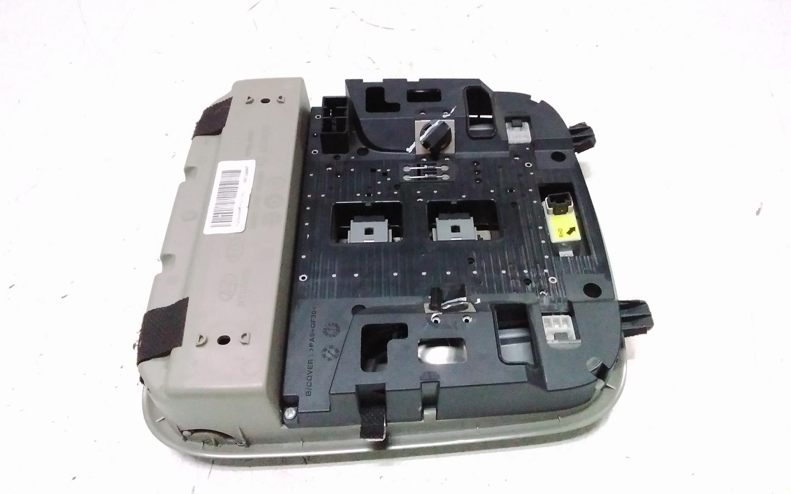 View Auto part Courtesy Light Kia Carnival/grand Carnival 2018