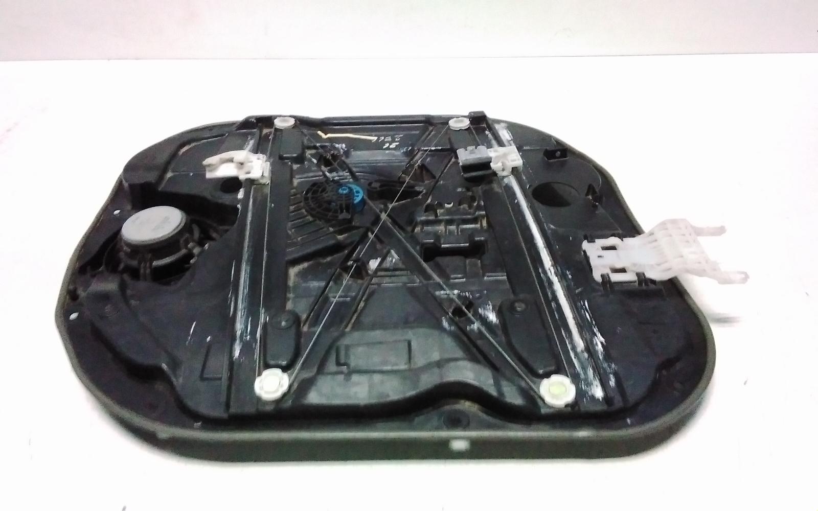 View Auto part Right Front Window Reg/Motor Kia Carnival/grand Carnival 2018