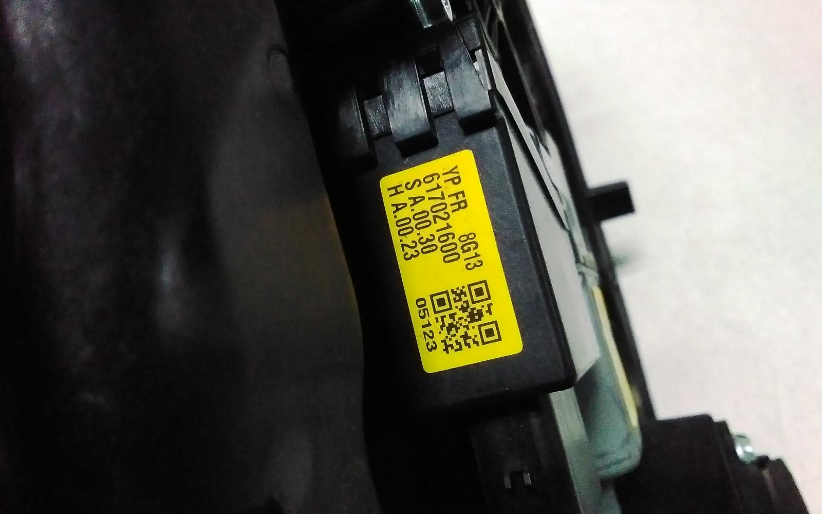 View Auto part Right Front Window Reg/Motor Kia Carnival/grand Carnival 2018