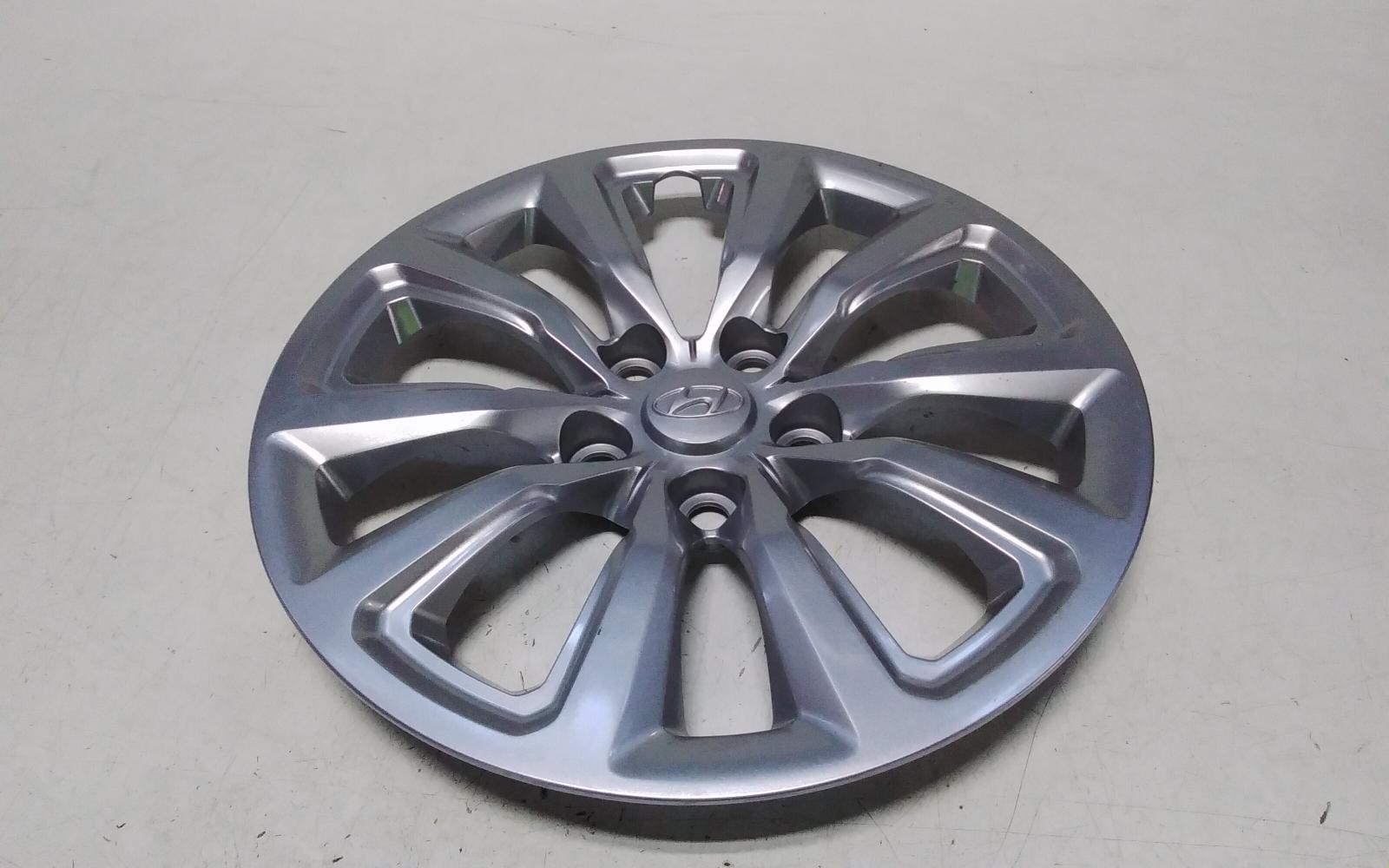 View Auto part Wheel Cover/Hub Cap Hyundai Kona 2020