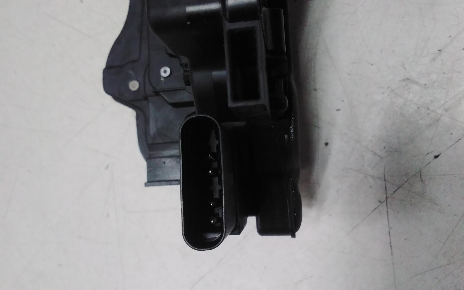 View Auto part Door/Boot/Gate Lock Mercedes Eqa 2024