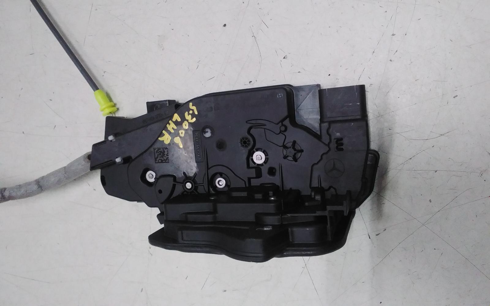 View Auto part Door/Boot/Gate Lock Mercedes Eqa 2024