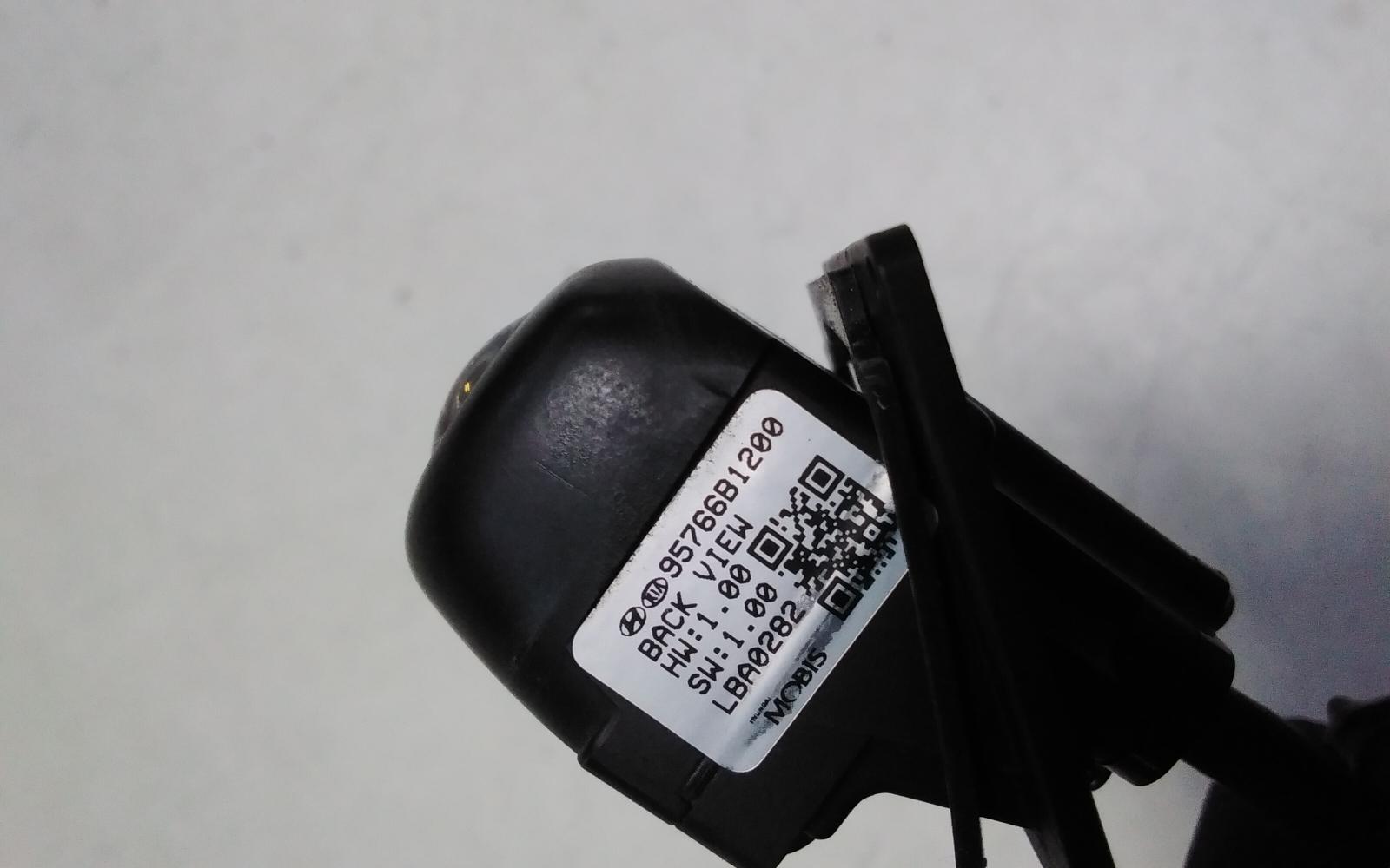 View Auto part Reverse Camera Hyundai Genesis 2016