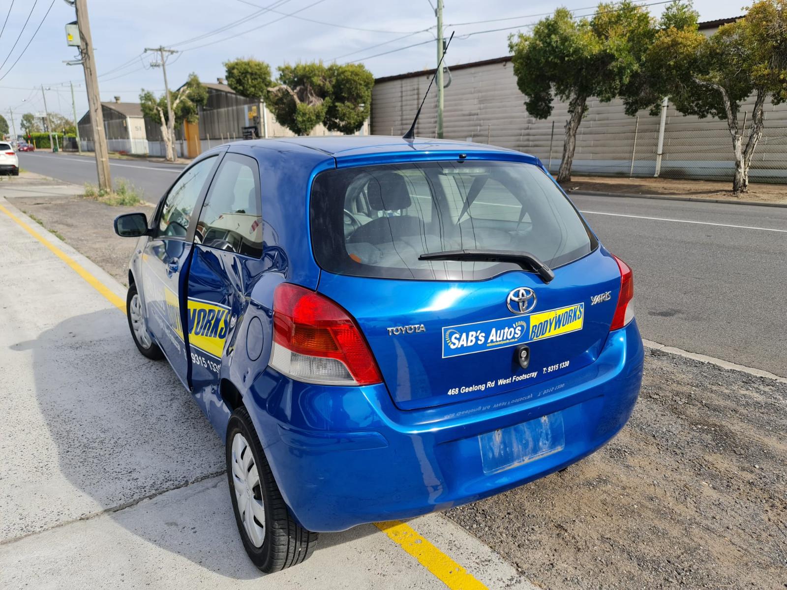 View Auto part A/C Condenser Toyota Yaris 2010