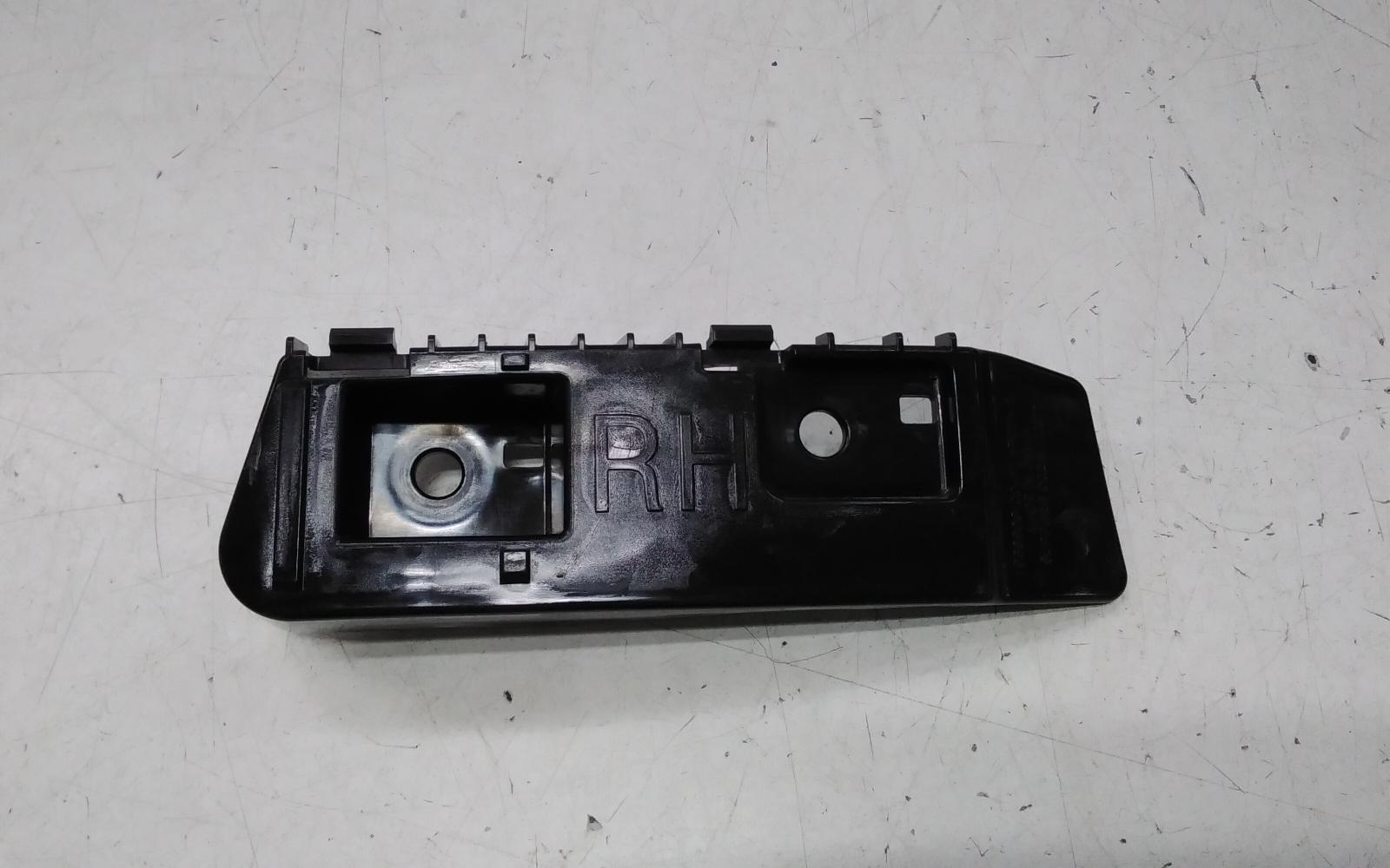 View Auto part Misc Bracket Tesla Model 3 2021