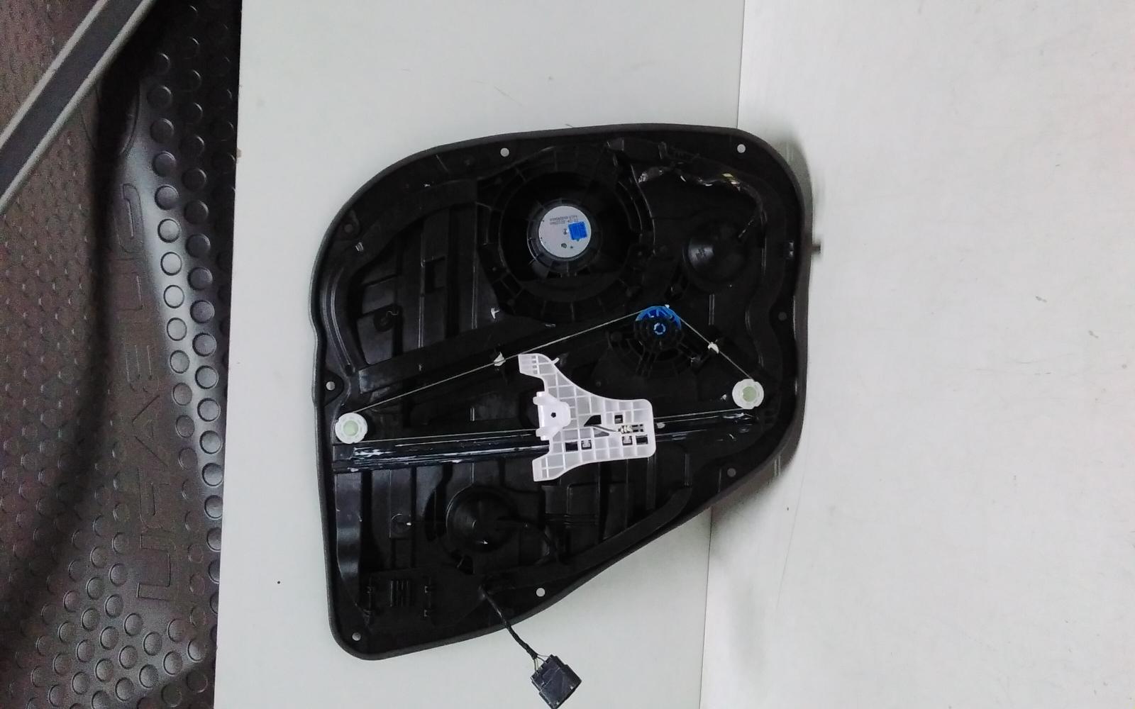 View Auto part Right Rear Wnd Reg/Motor Hyundai I30 2023