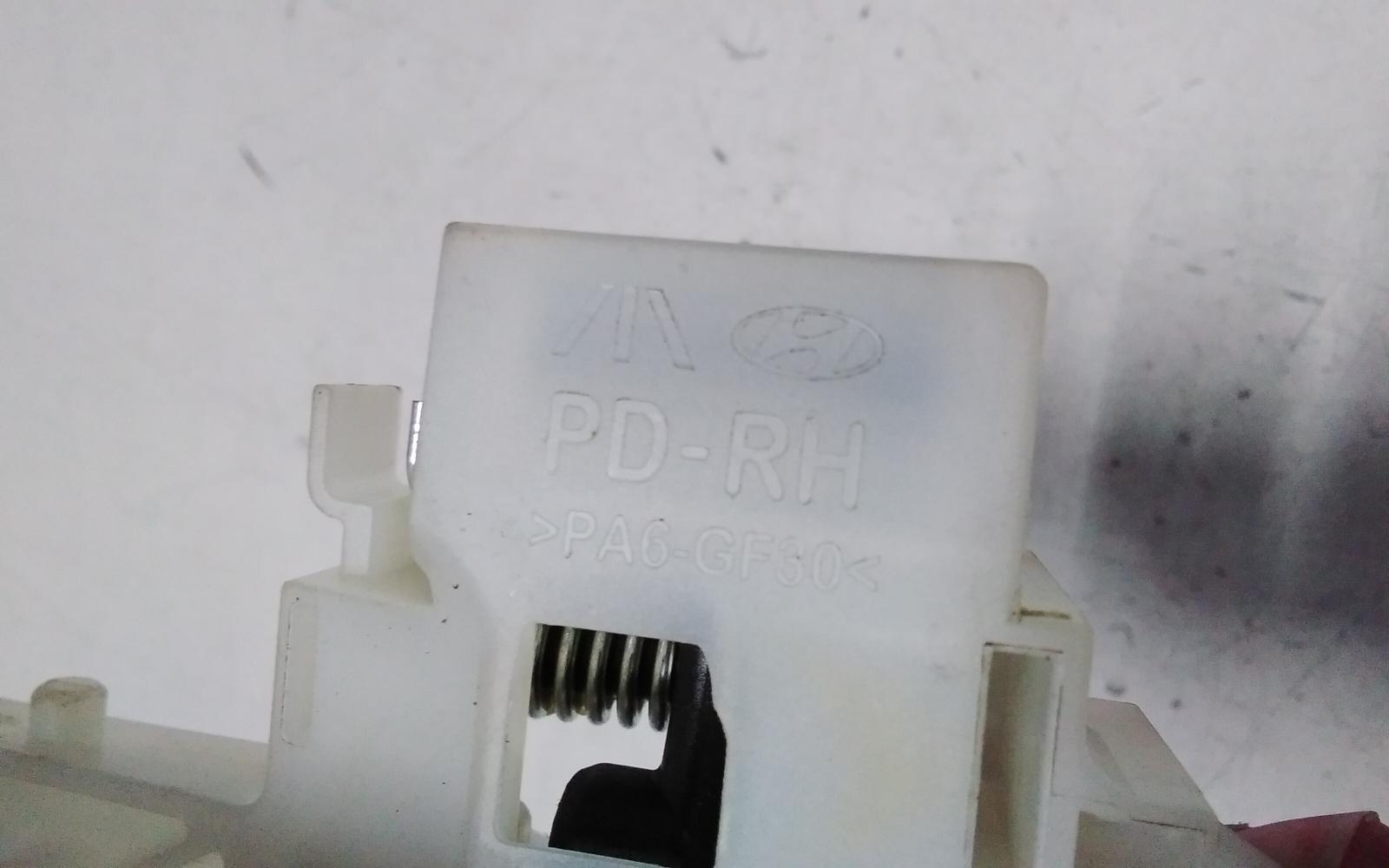 View Auto part Door Handle Hyundai I30 2023