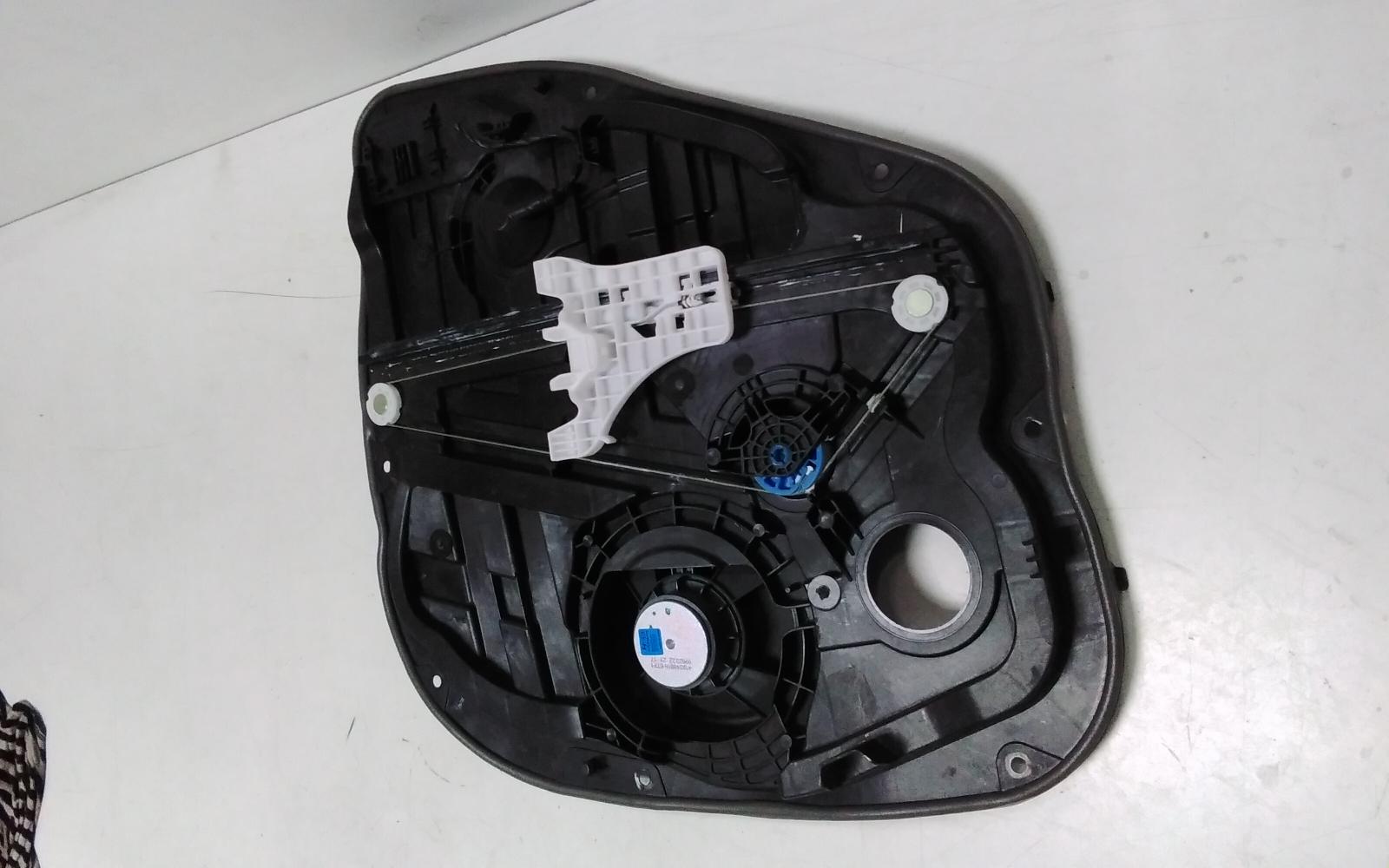 View Auto part Left Rear Wnd Reg/Motor Hyundai I30 2023
