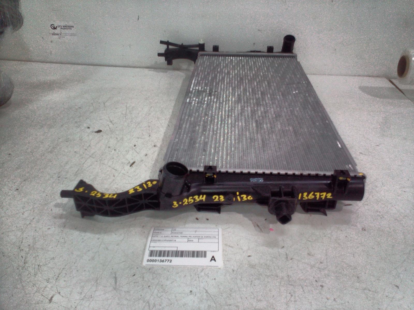 View Auto part Radiator Hyundai I30 2023