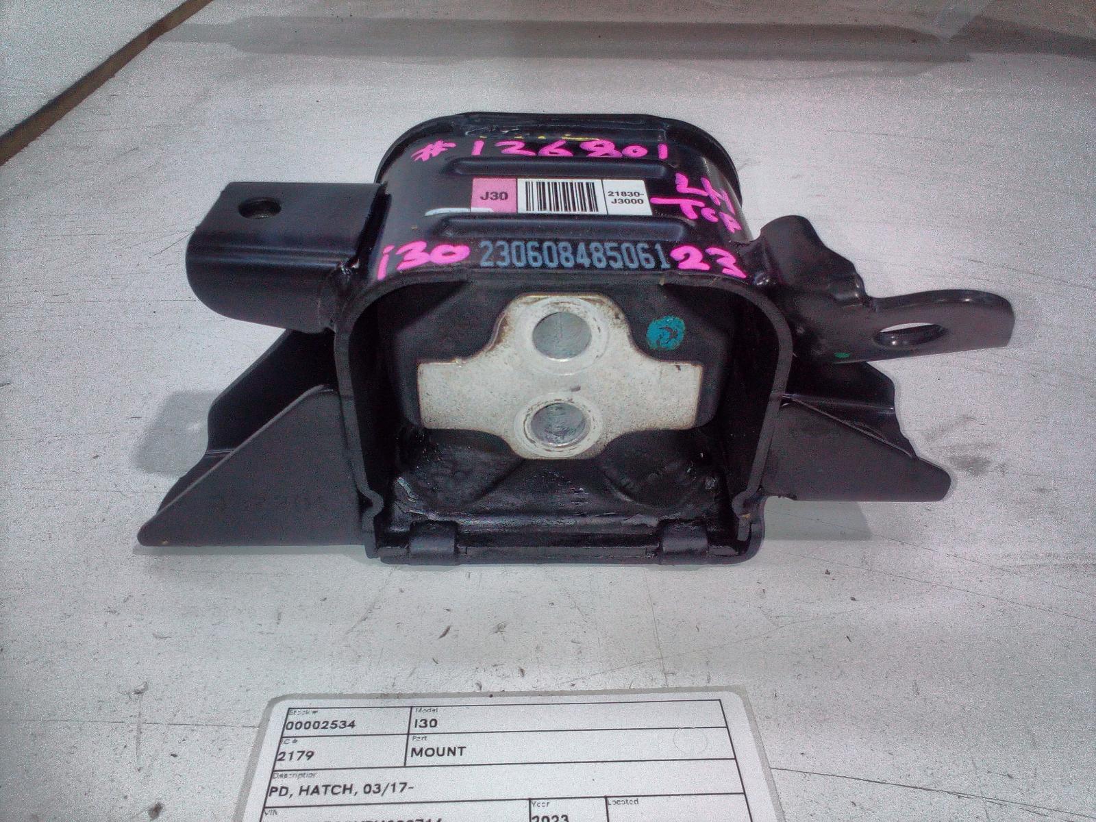 View Auto part Mount Hyundai I30 2023