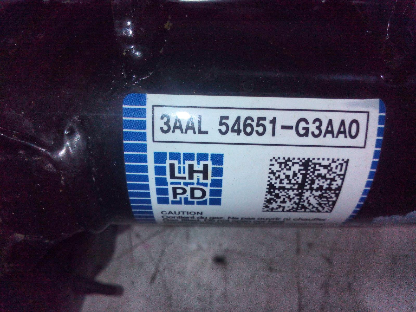 View Auto part Left Front Strut Hyundai I30 2023